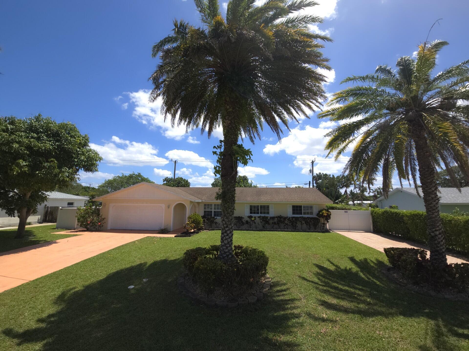 4554 Franwood Drive Property Photo 1