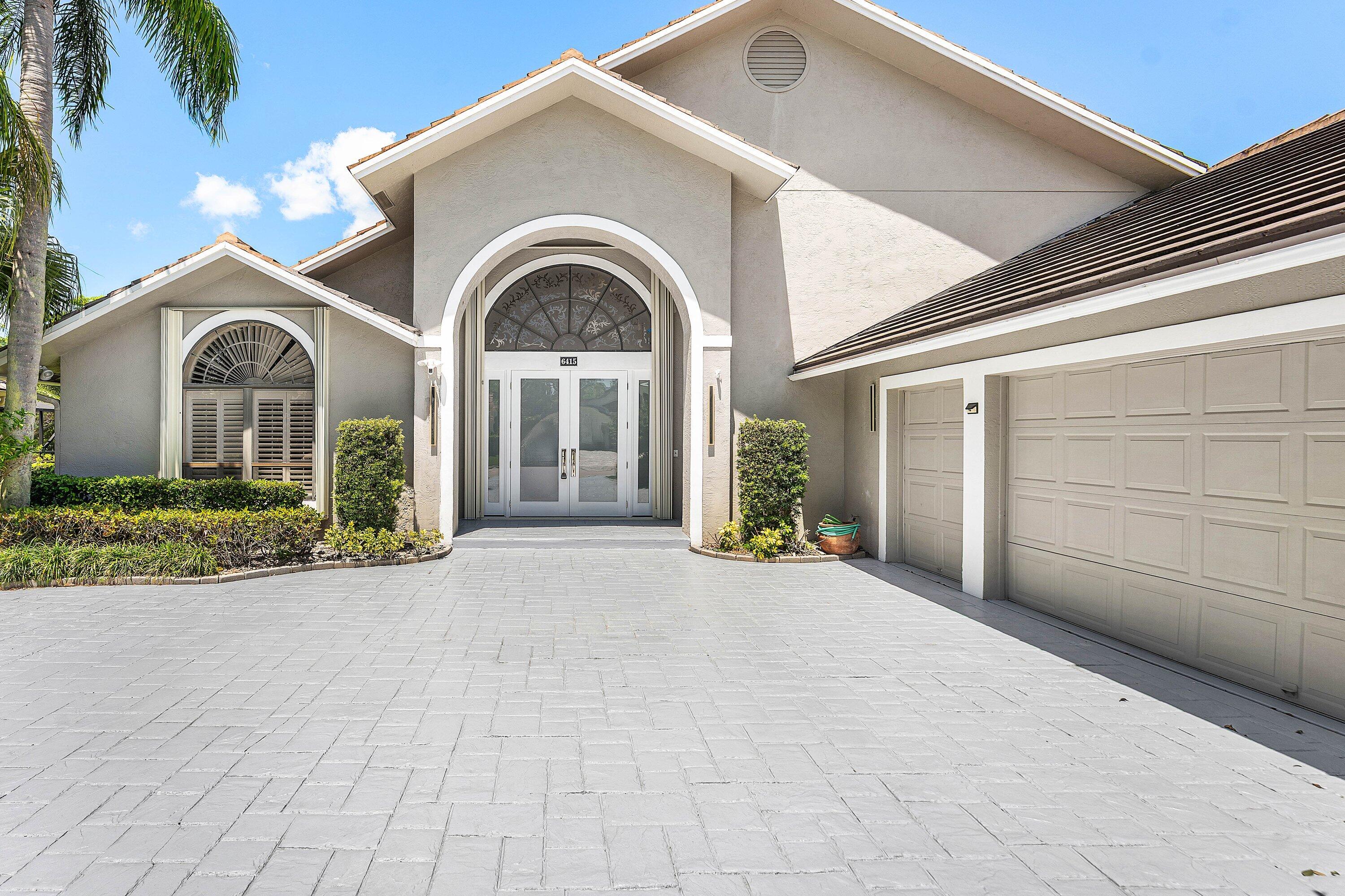 6415 Brandon Street Property Photo 4