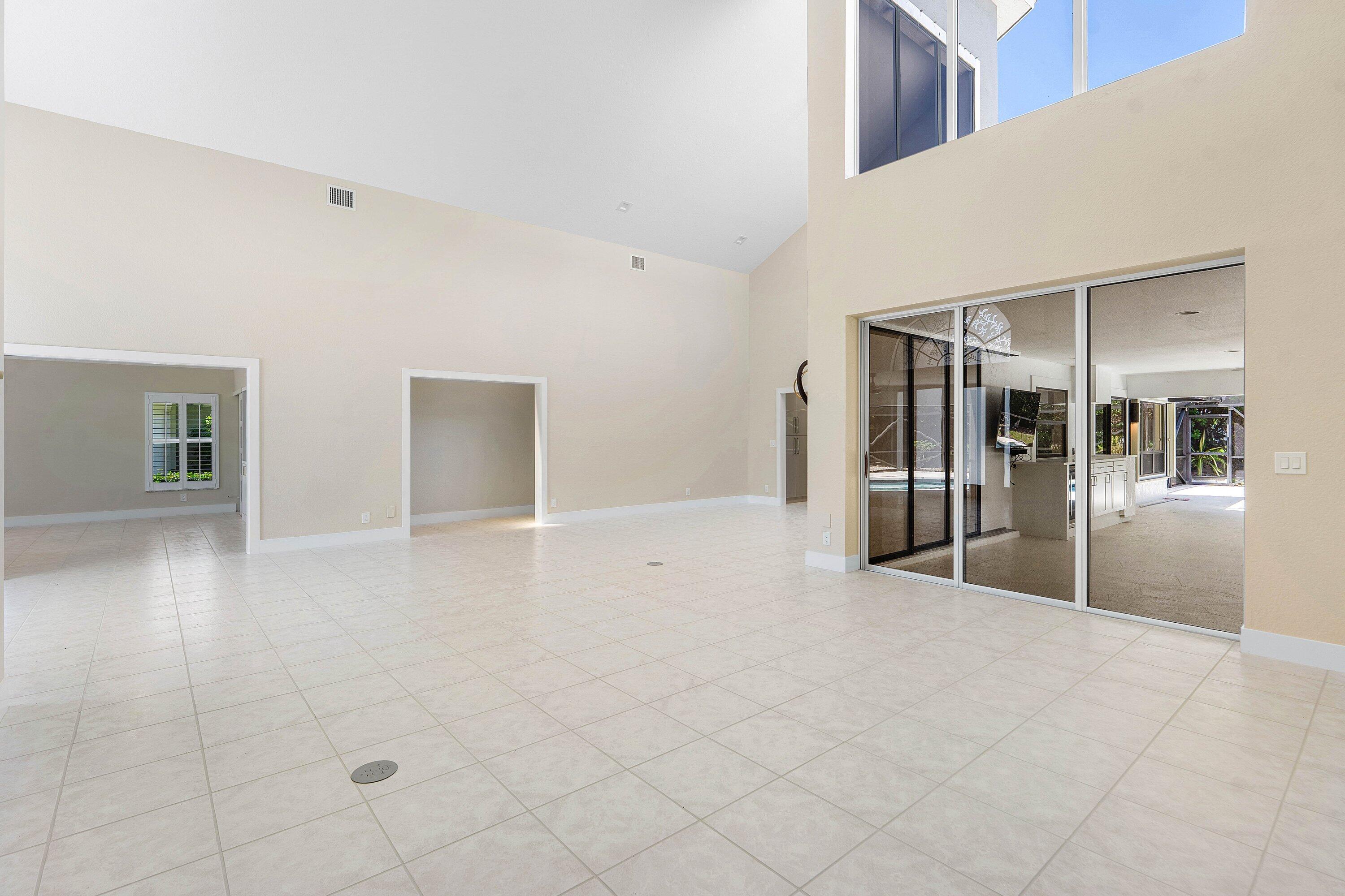 6415 Brandon Street Property Photo 8