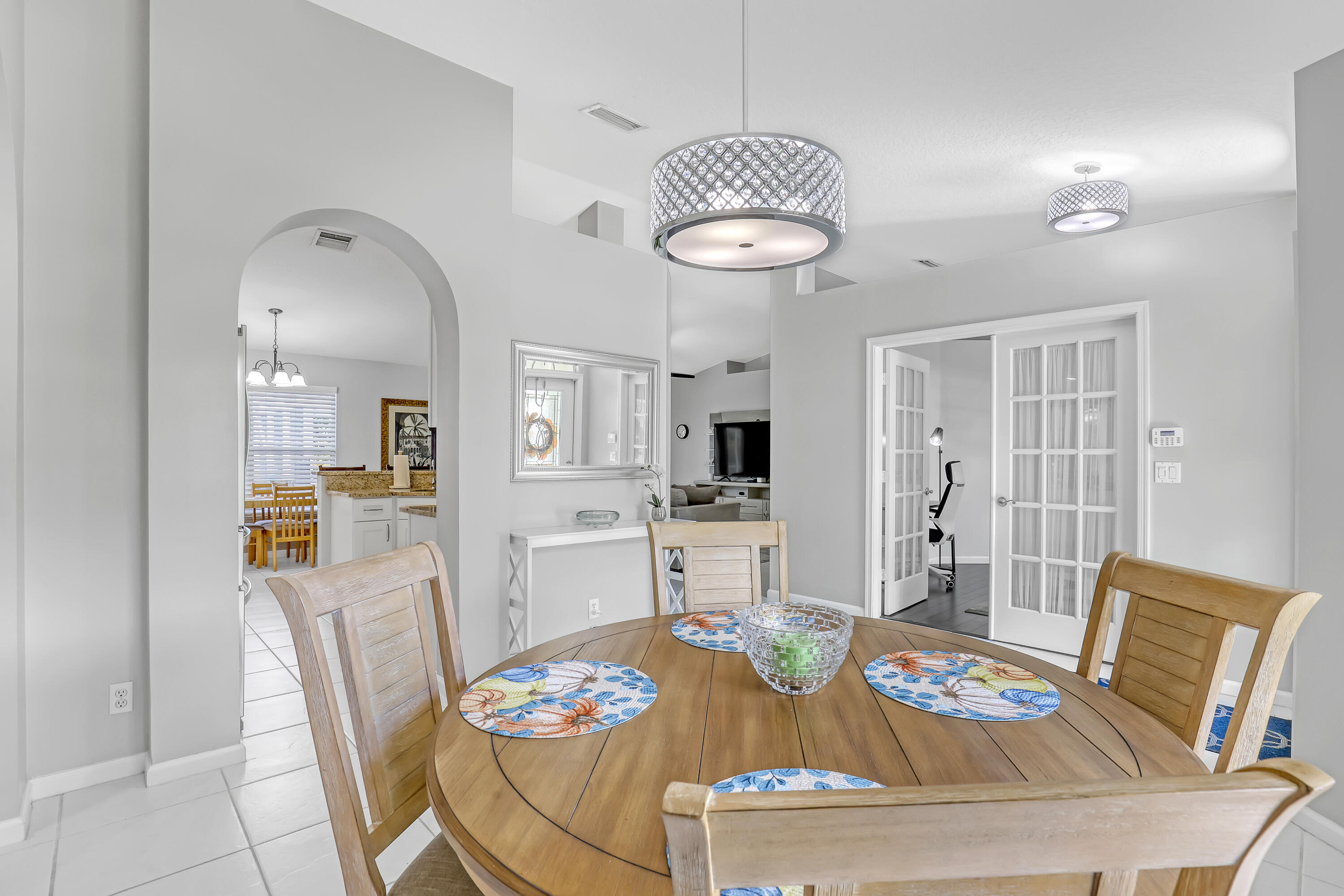 133 Black Olive Crescent Property Photo 8