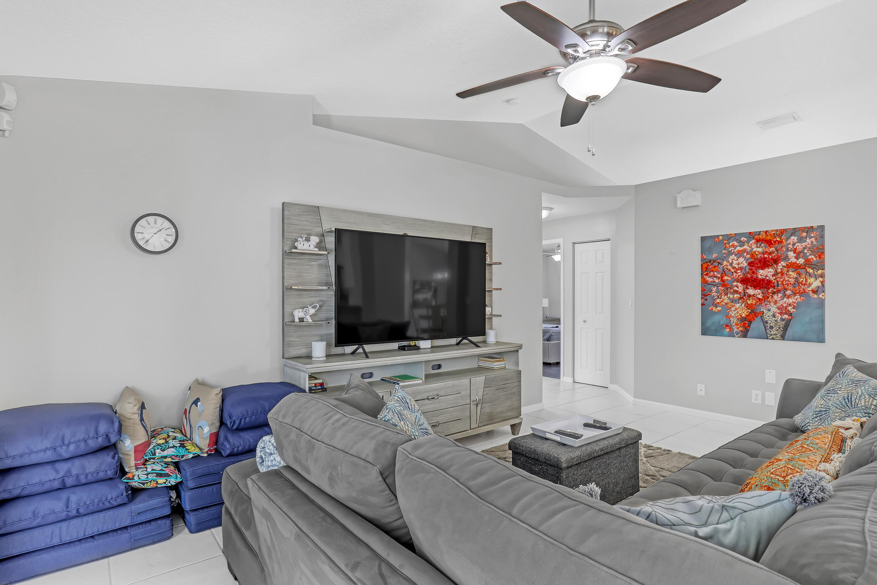 133 Black Olive Crescent Property Photo 10