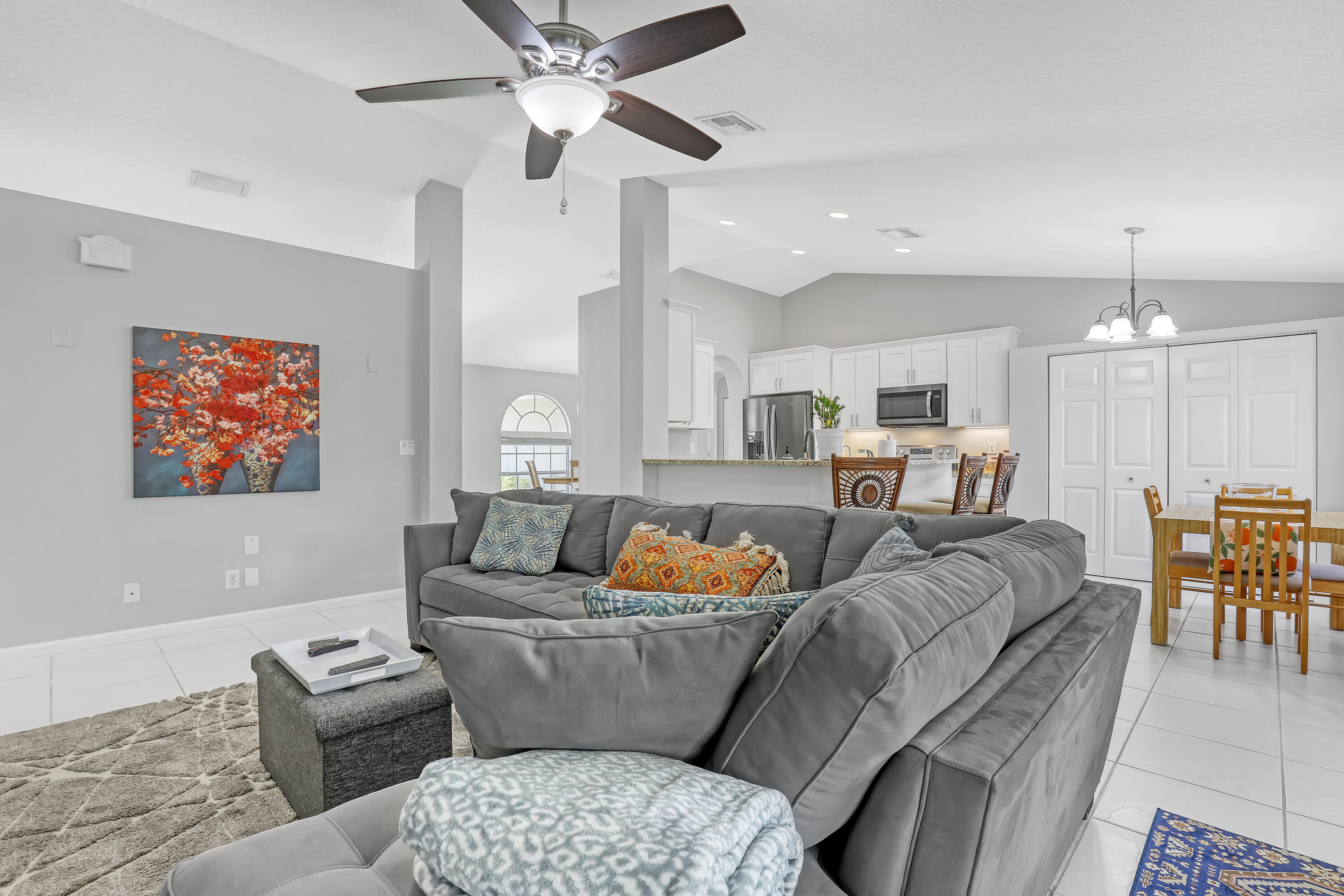 133 Black Olive Crescent Property Photo 11