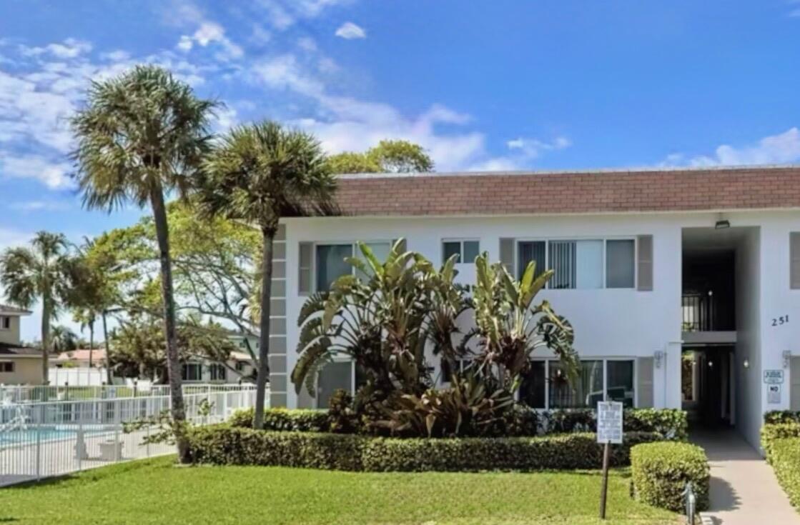 251 SE 6th Avenue 7