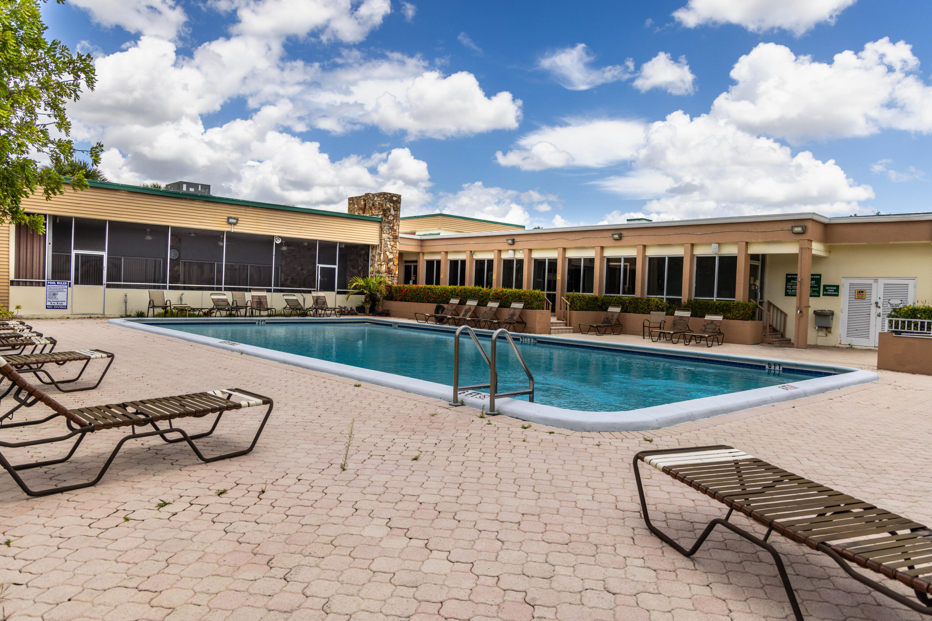 4980 E Sabal Palm Boulevard E 124 Property Photo 18