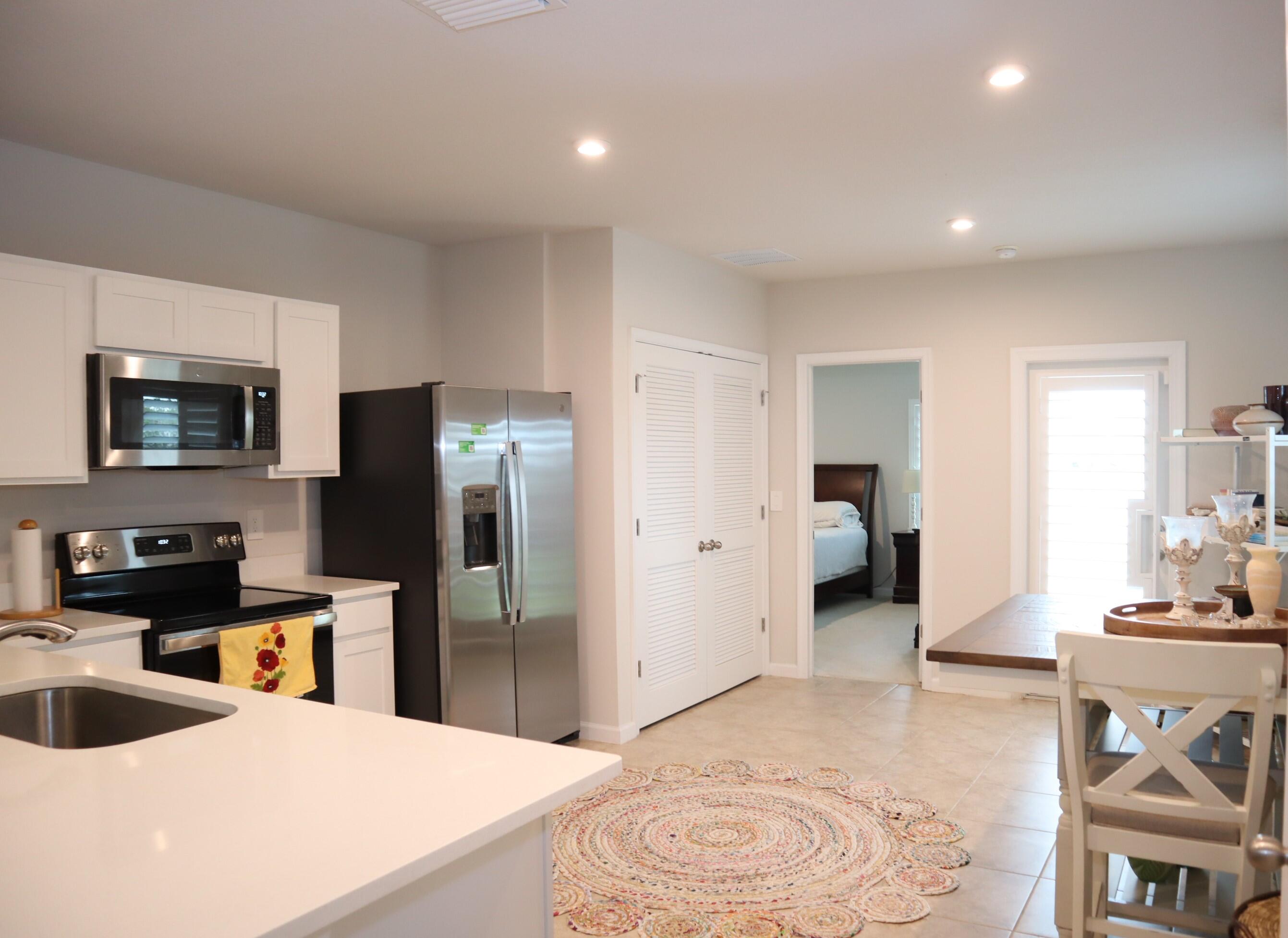 517 Cherimoya Street Property Photo 9