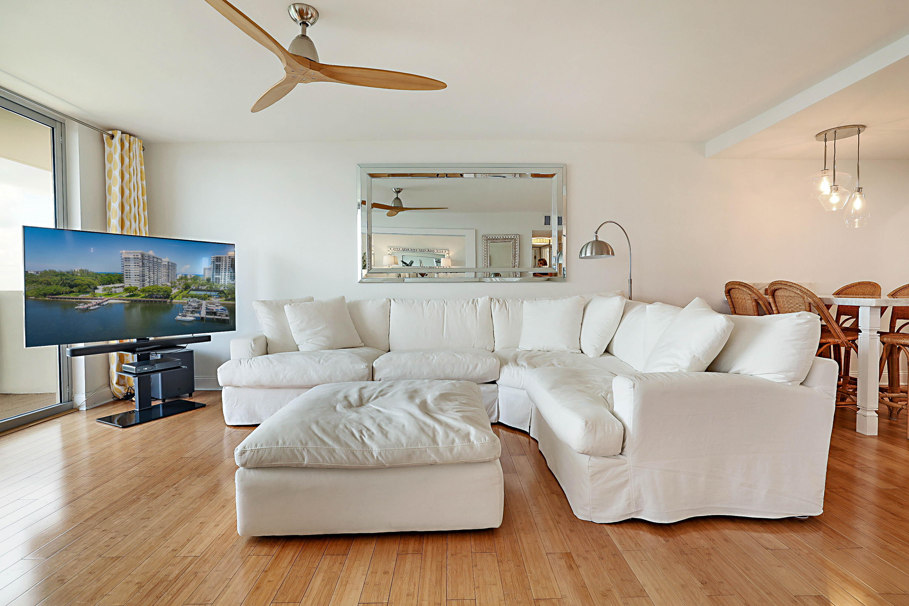2121 N Ocean Boulevard 1507w Property Photo 8