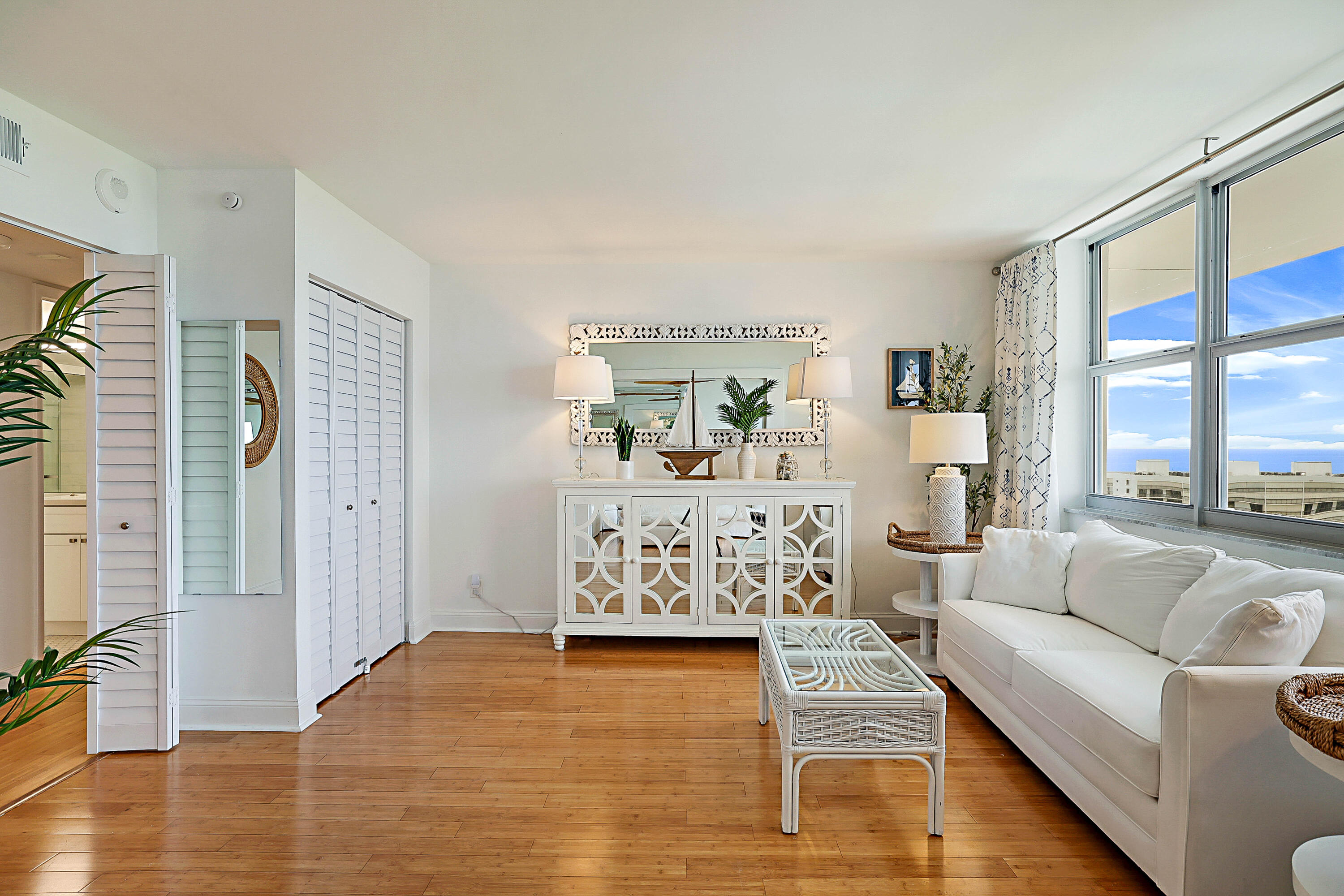 2121 N Ocean Boulevard 1507w Property Photo 15