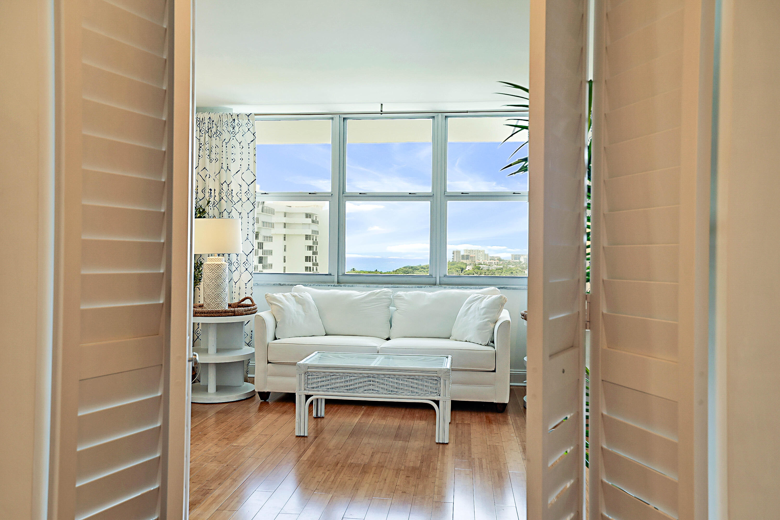2121 N Ocean Boulevard 1507w Property Photo 19