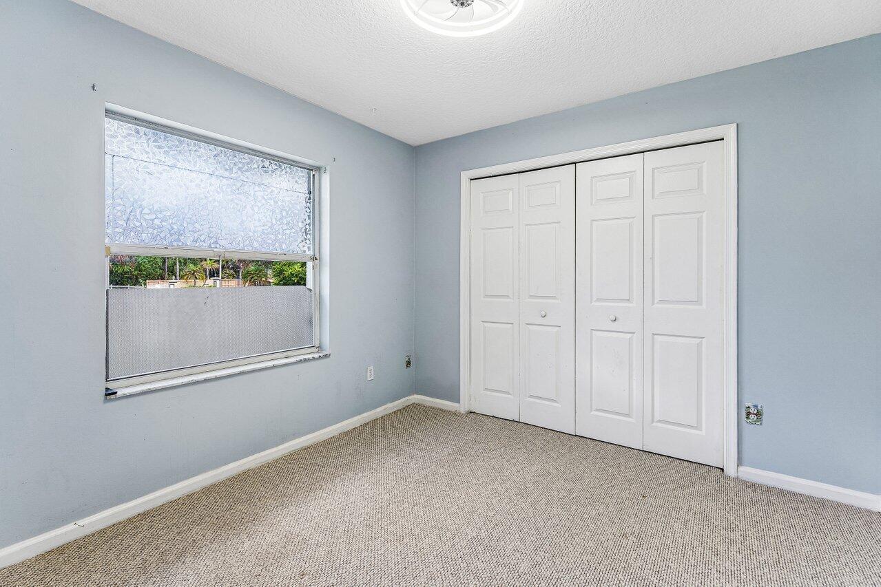 13564 N 63rd Ln Lane N Property Photo 13