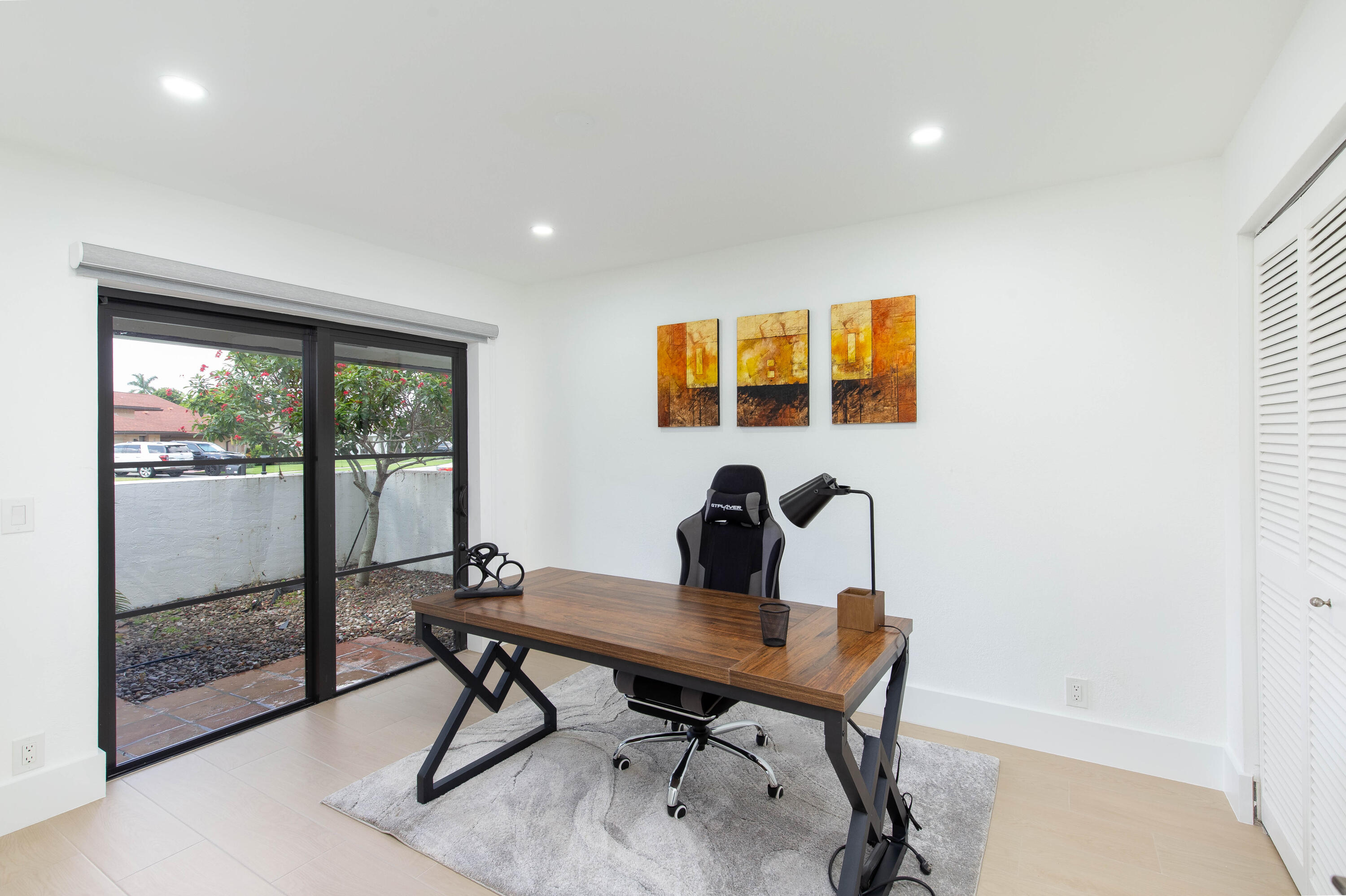 2281 Seaford Drive Property Photo 21