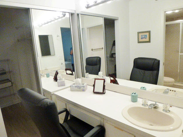 5550 Witney Drive 308 Property Photo 11