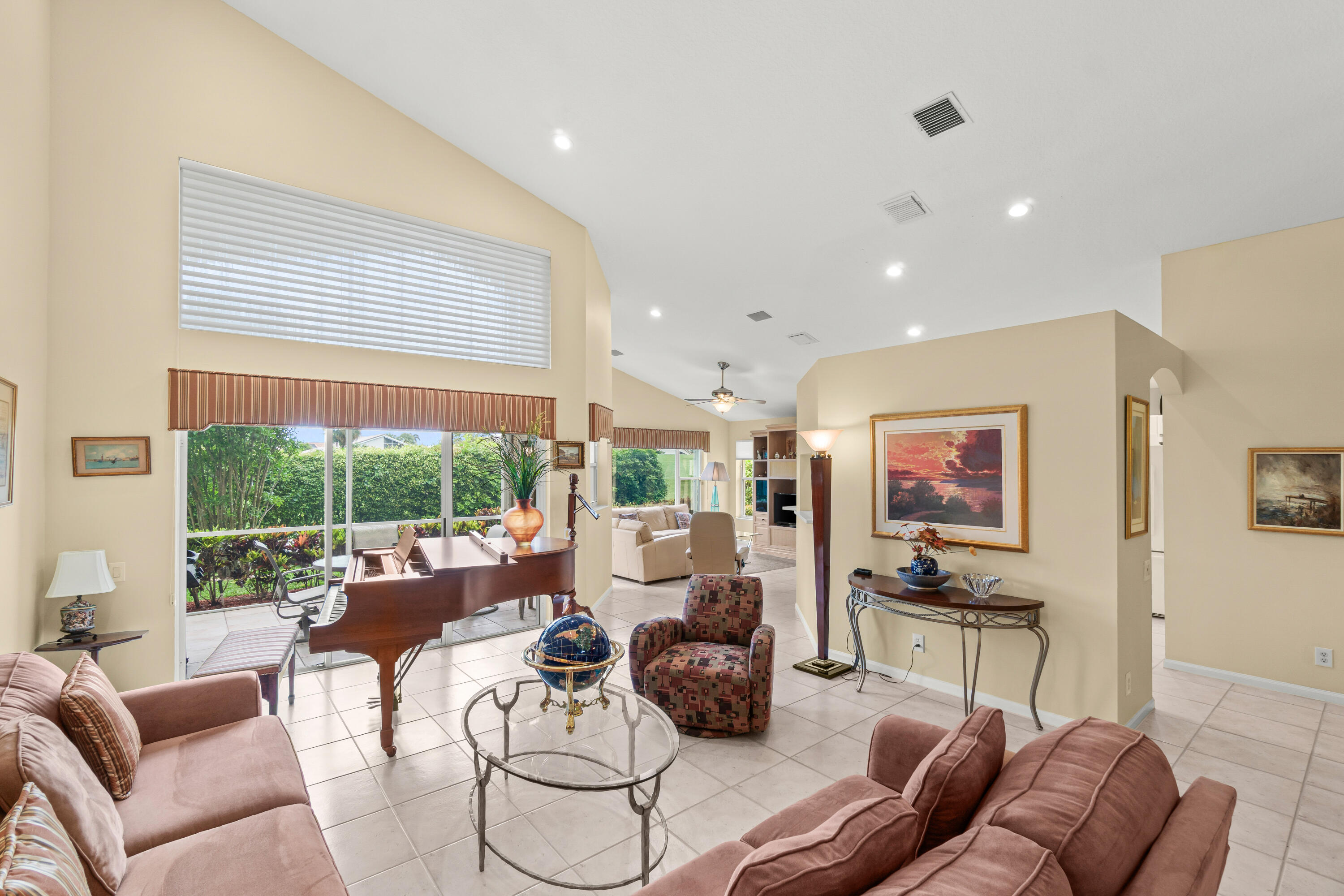 6952 Grenelefe Road Property Photo 3