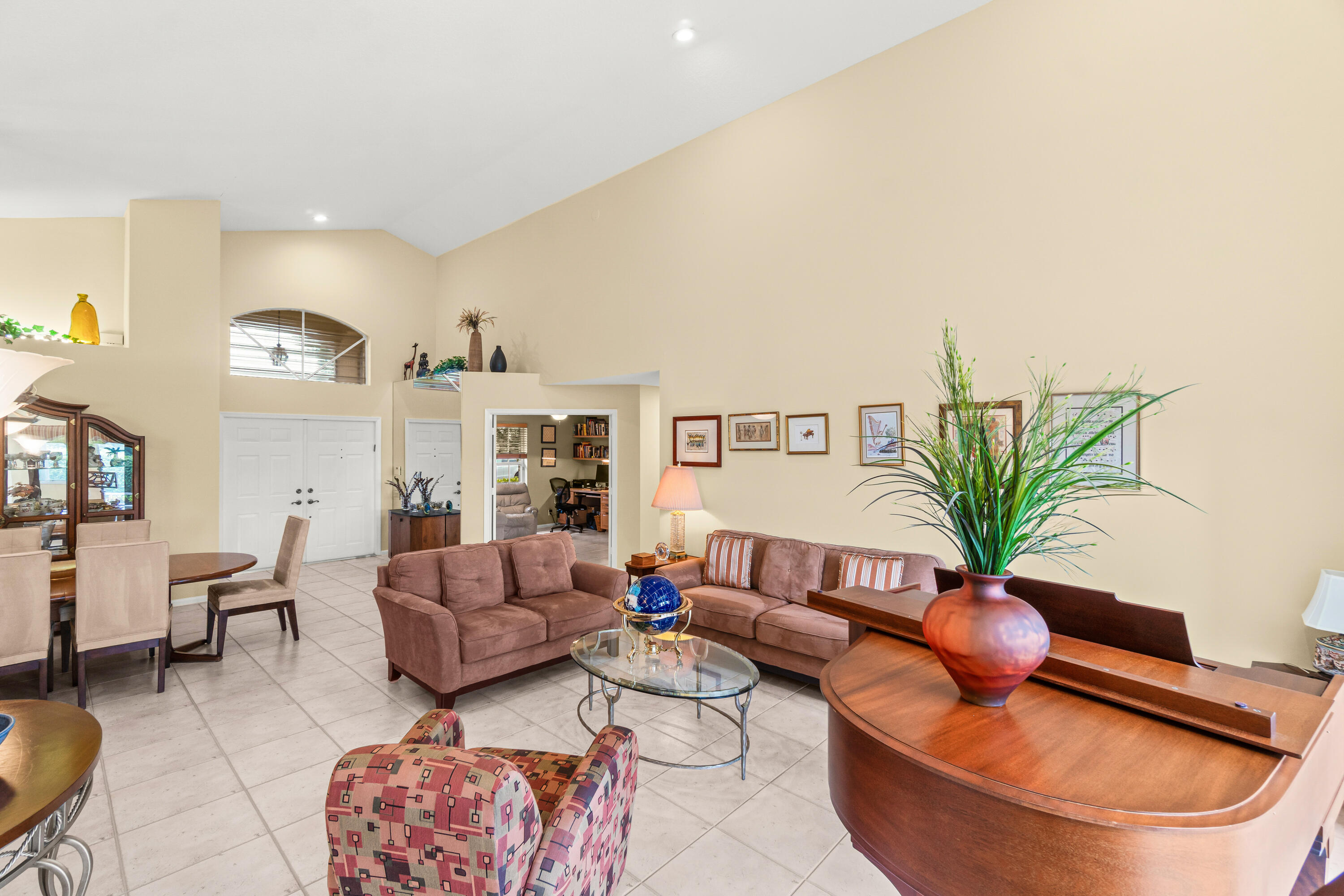 6952 Grenelefe Road Property Photo 7