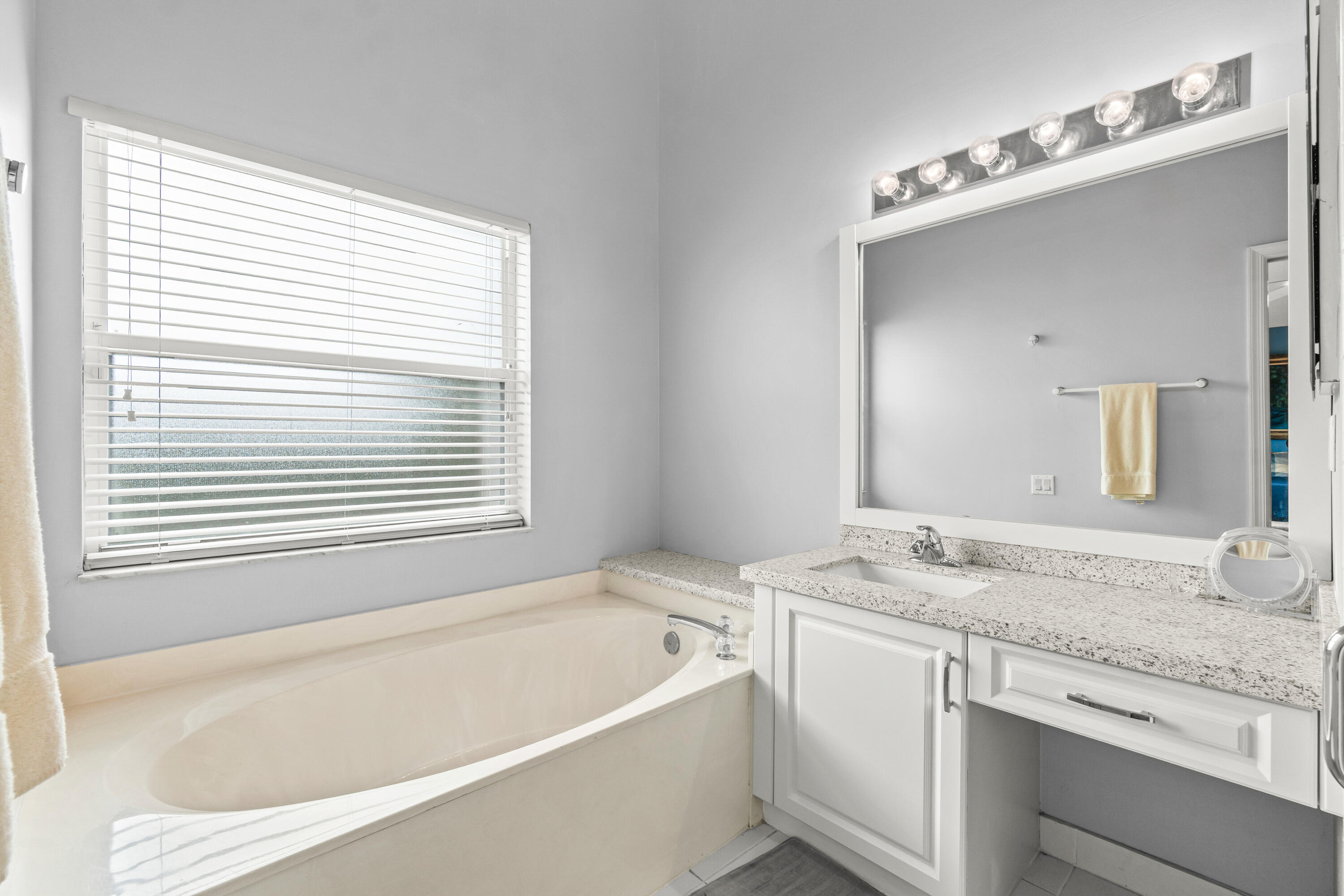 6952 Grenelefe Road Property Photo 23