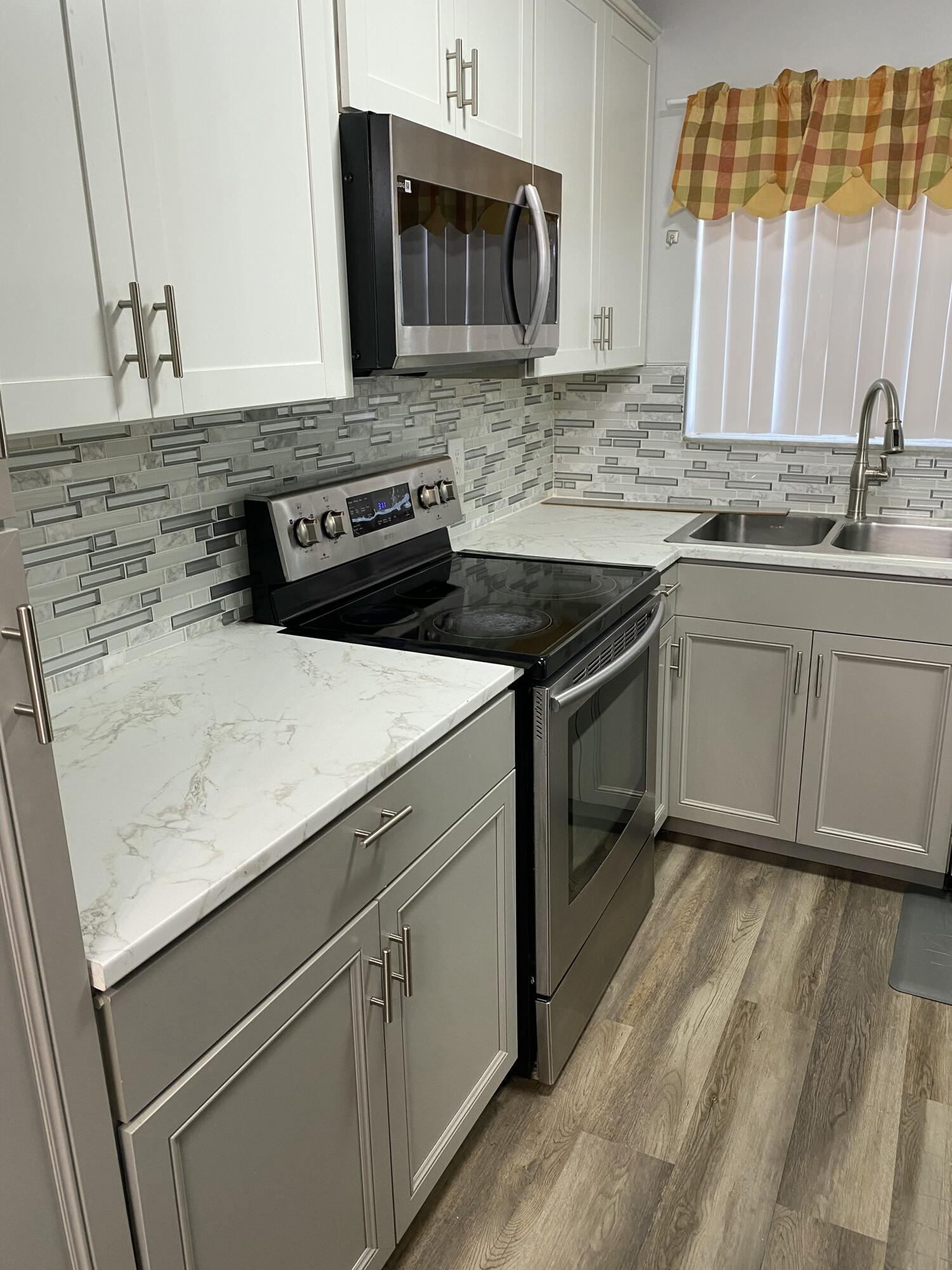 6890 Royal Palm Boulevard 209h Property Photo 3