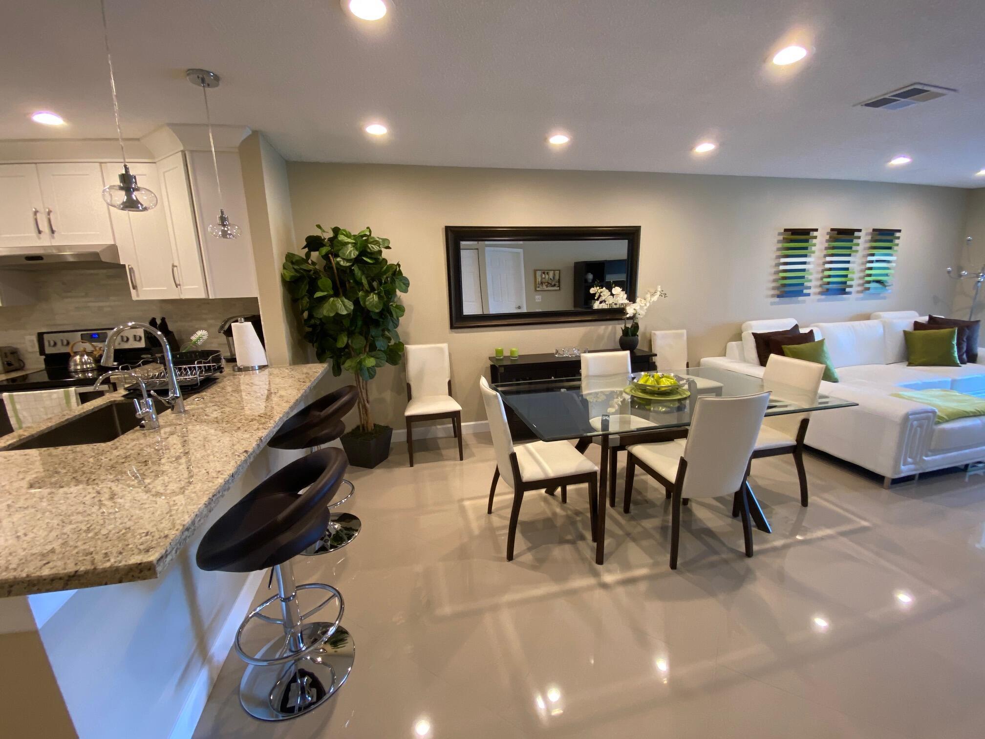 9285 Vista Del Lago 36f Property Photo 6