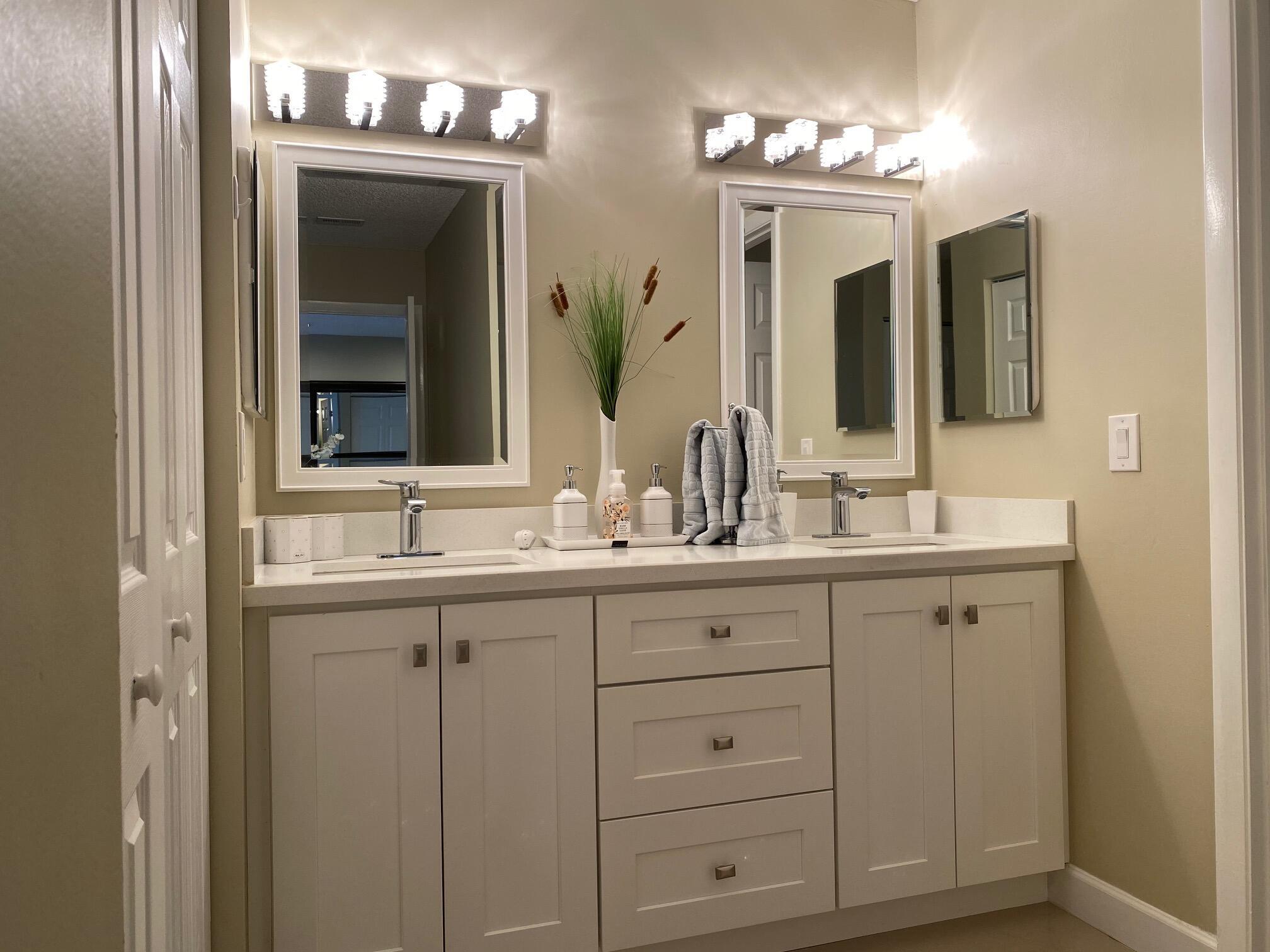 9285 Vista Del Lago 36f Property Photo 13