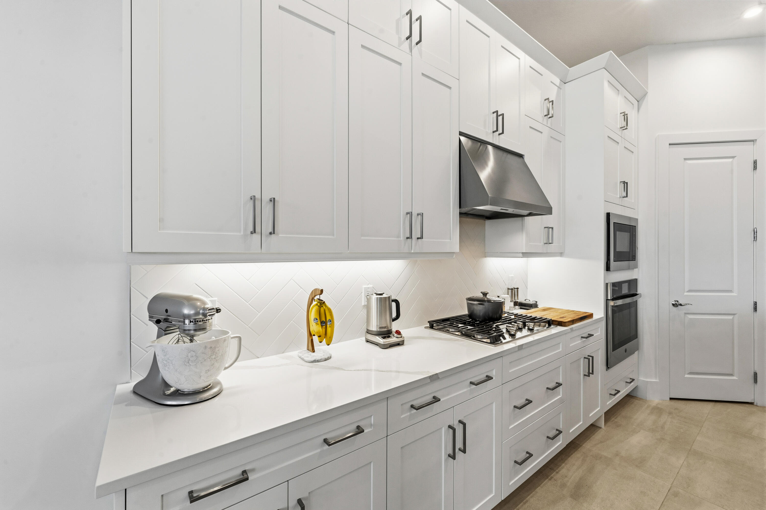 2044 Se Mosaic Boulevard Property Photo 7