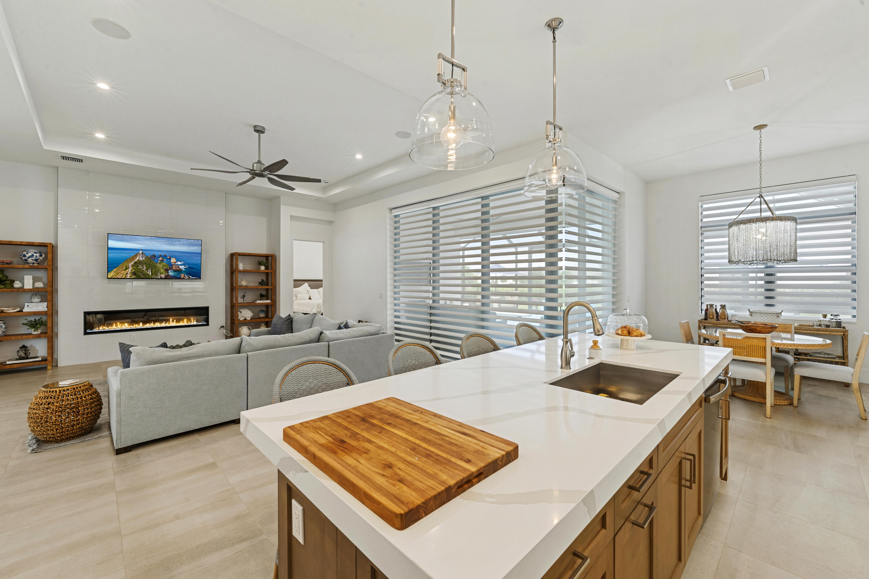 2044 Se Mosaic Boulevard Property Photo 13