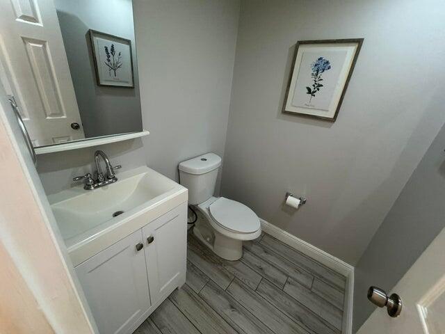 127 Flanders C Property Photo 9