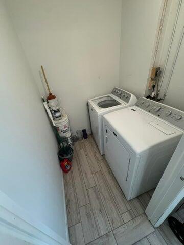 127 Flanders C Property Photo 22