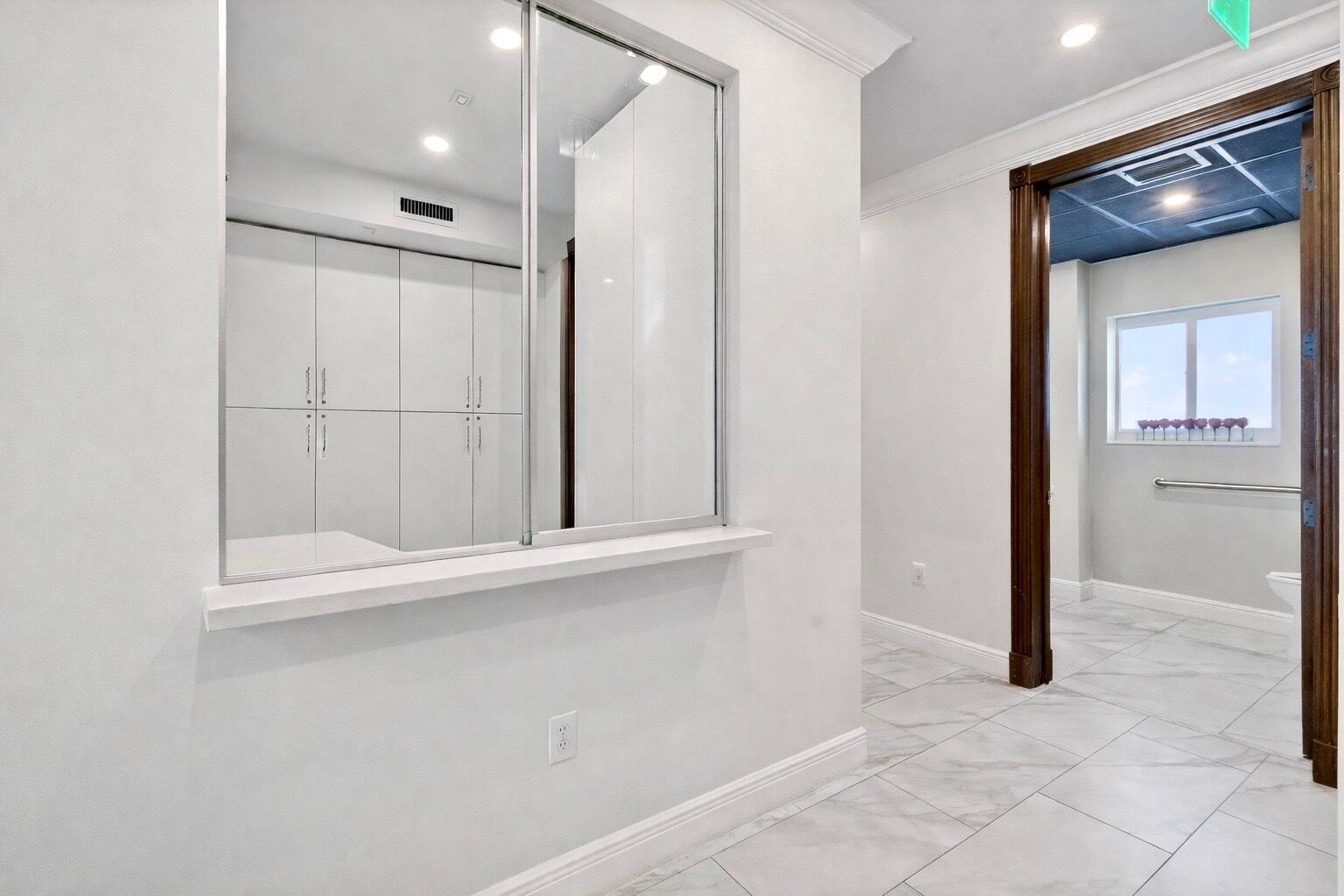 249 Peruvian Avenue 1811 Property Photo 9