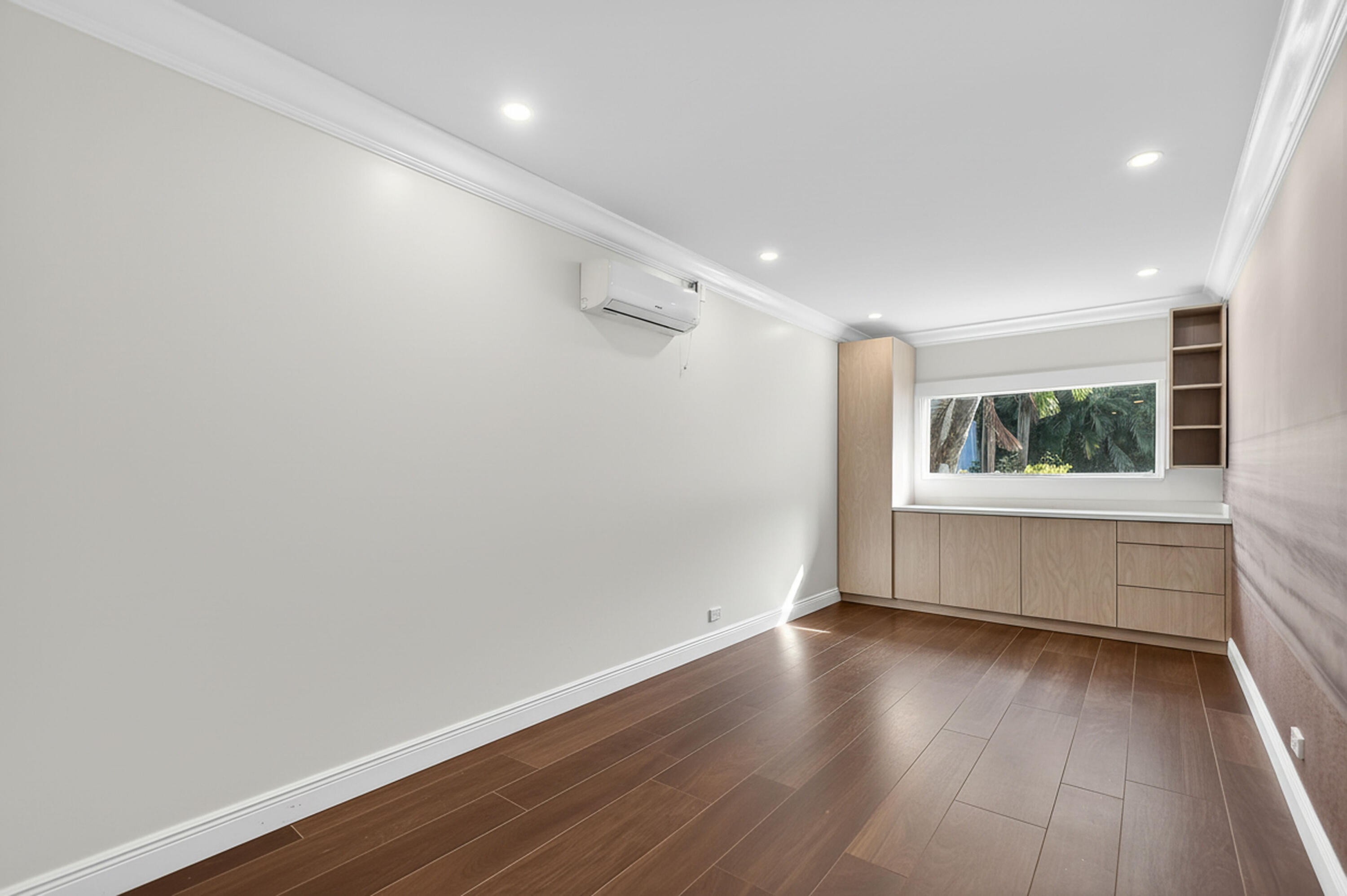 249 Peruvian Avenue 1811 Property Photo 12