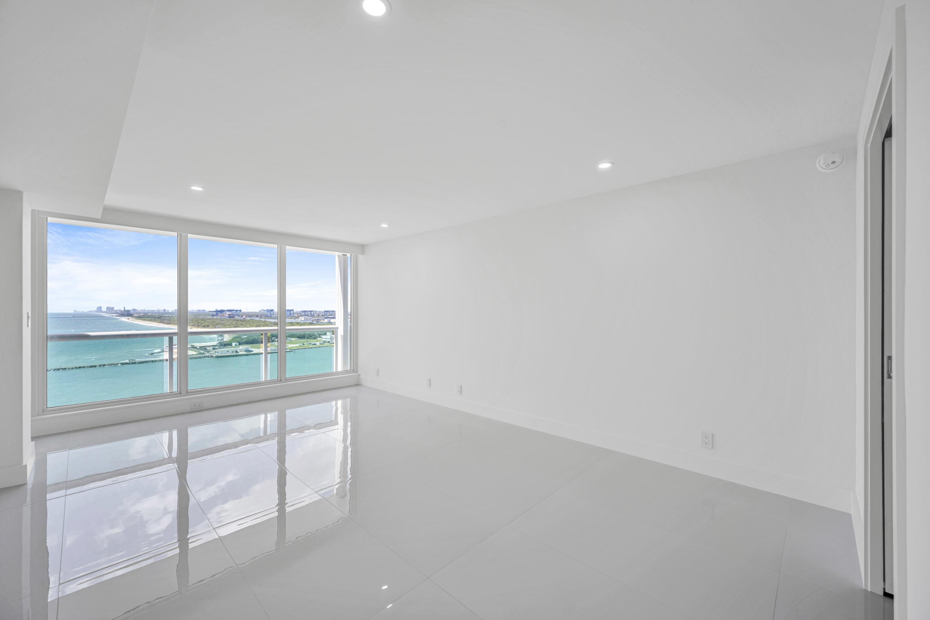 2100 S Ocean Lane 1608 Property Photo 13