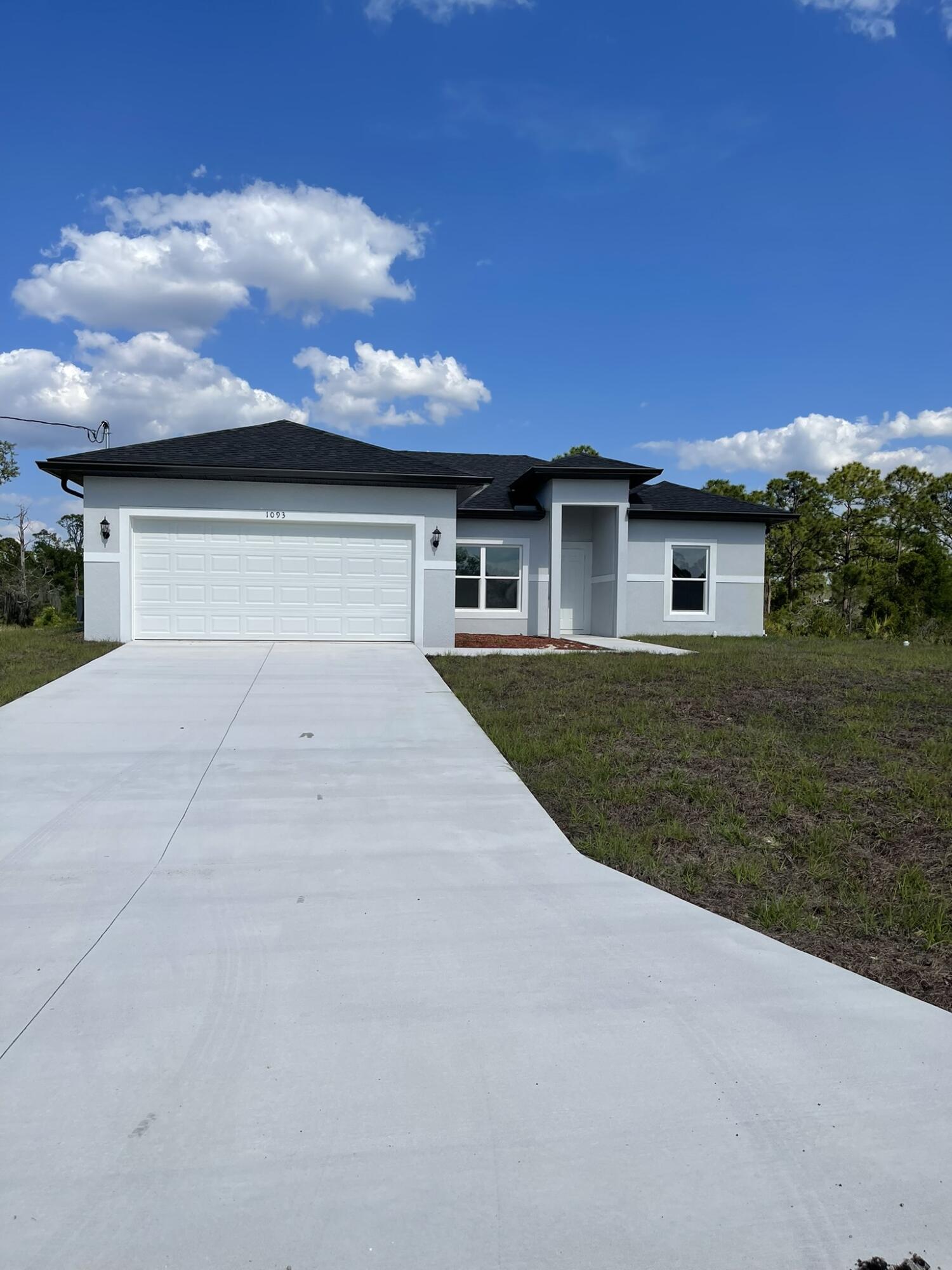 322 Mangonia Avenue Property Photo 1
