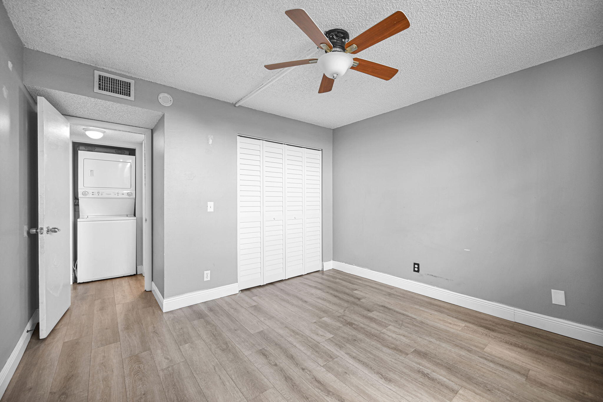 6190 Woodlands Boulevard 312 Property Photo 20