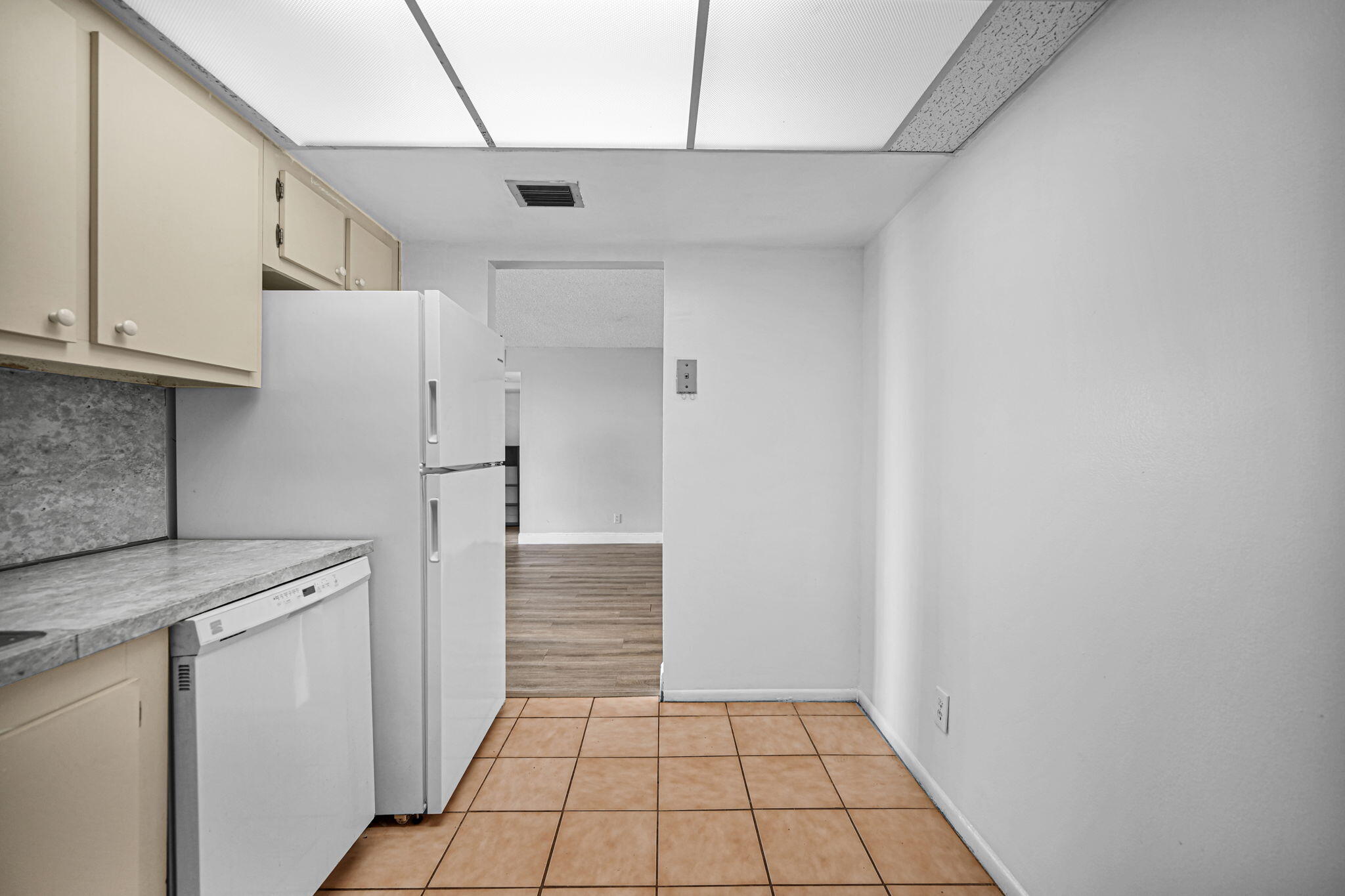 6190 Woodlands Boulevard 312 Property Photo 25