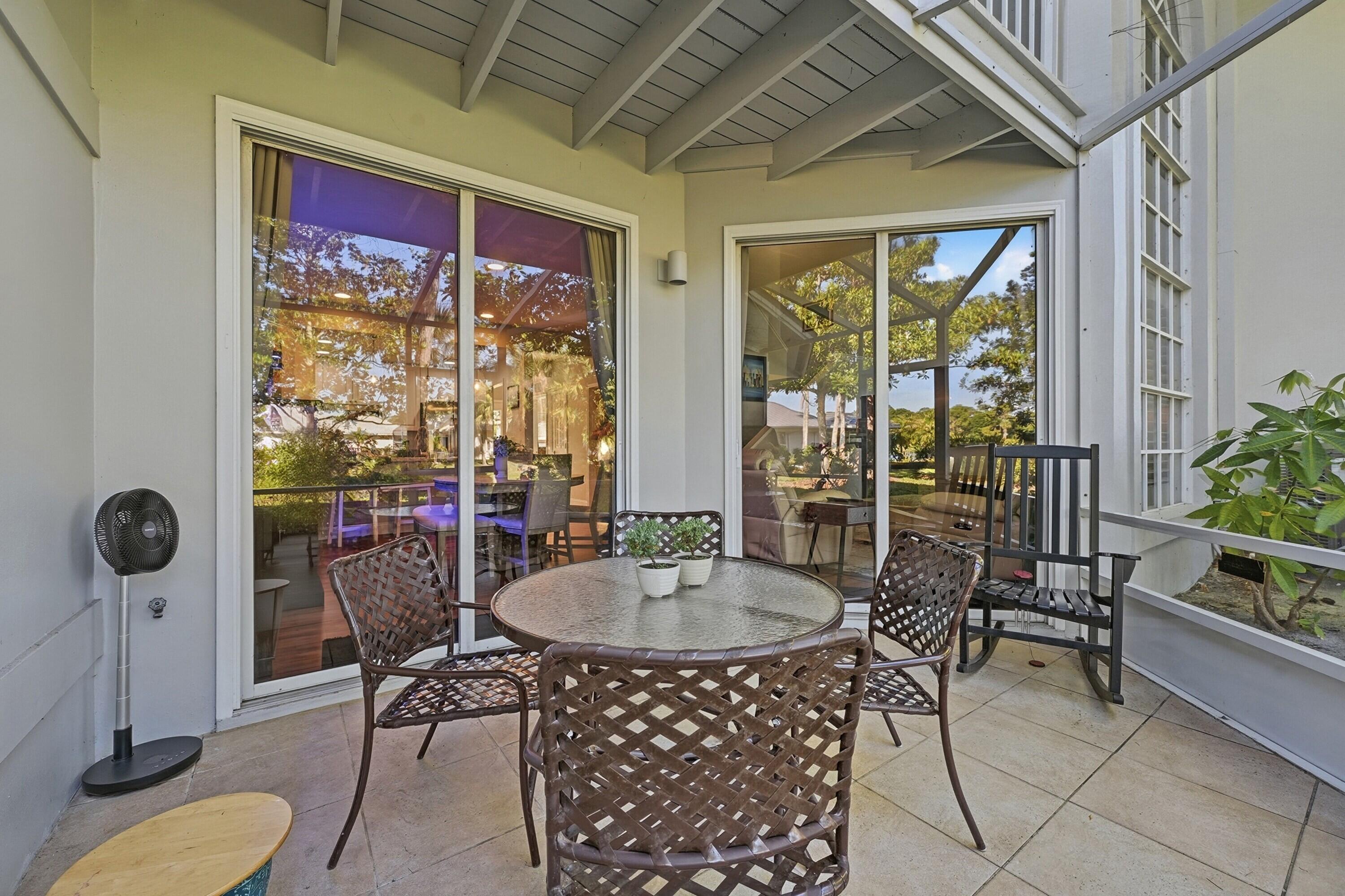 7370 Pine Creek Way Property Photo 7
