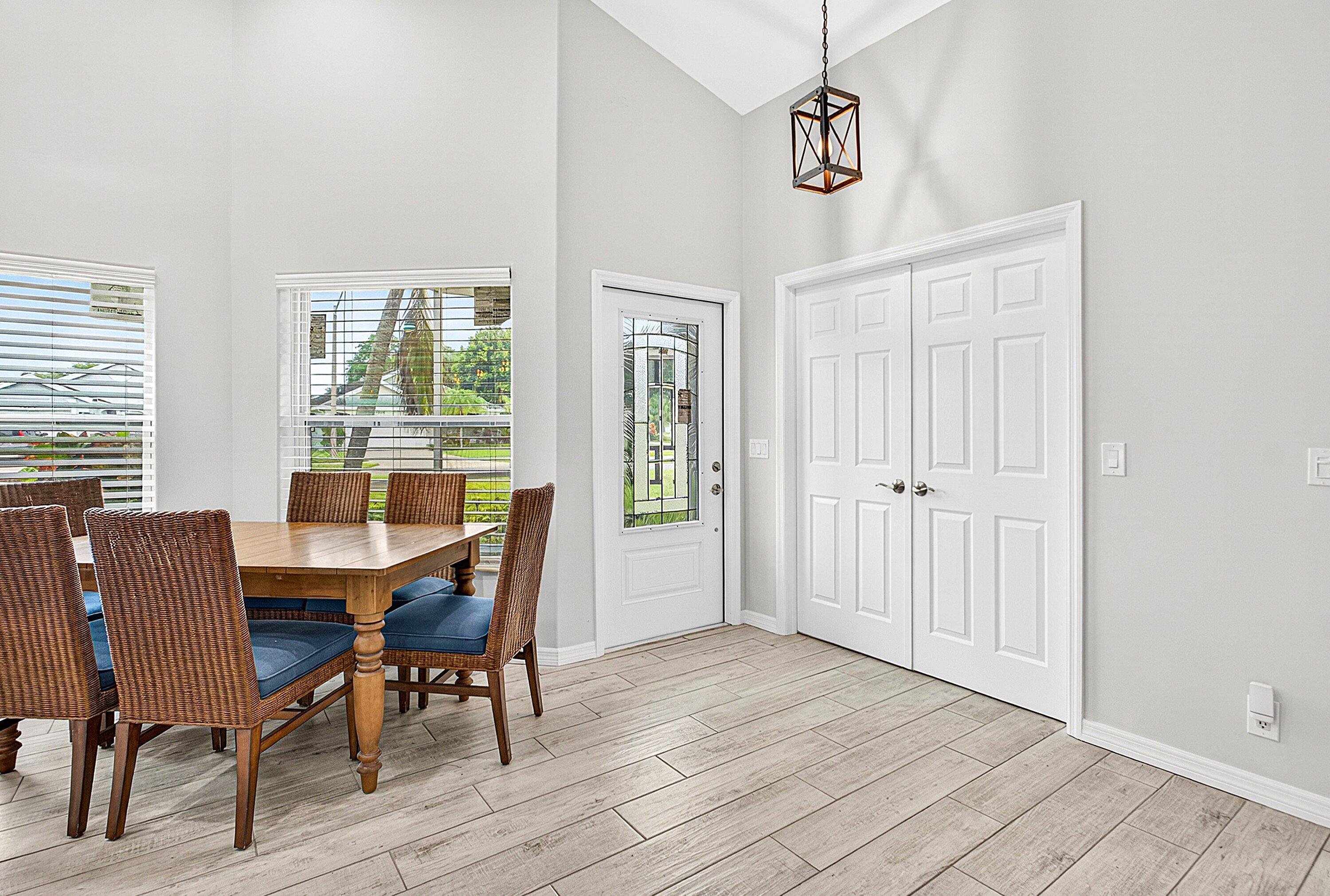 7876 Lake Champlain Court Property Photo 4