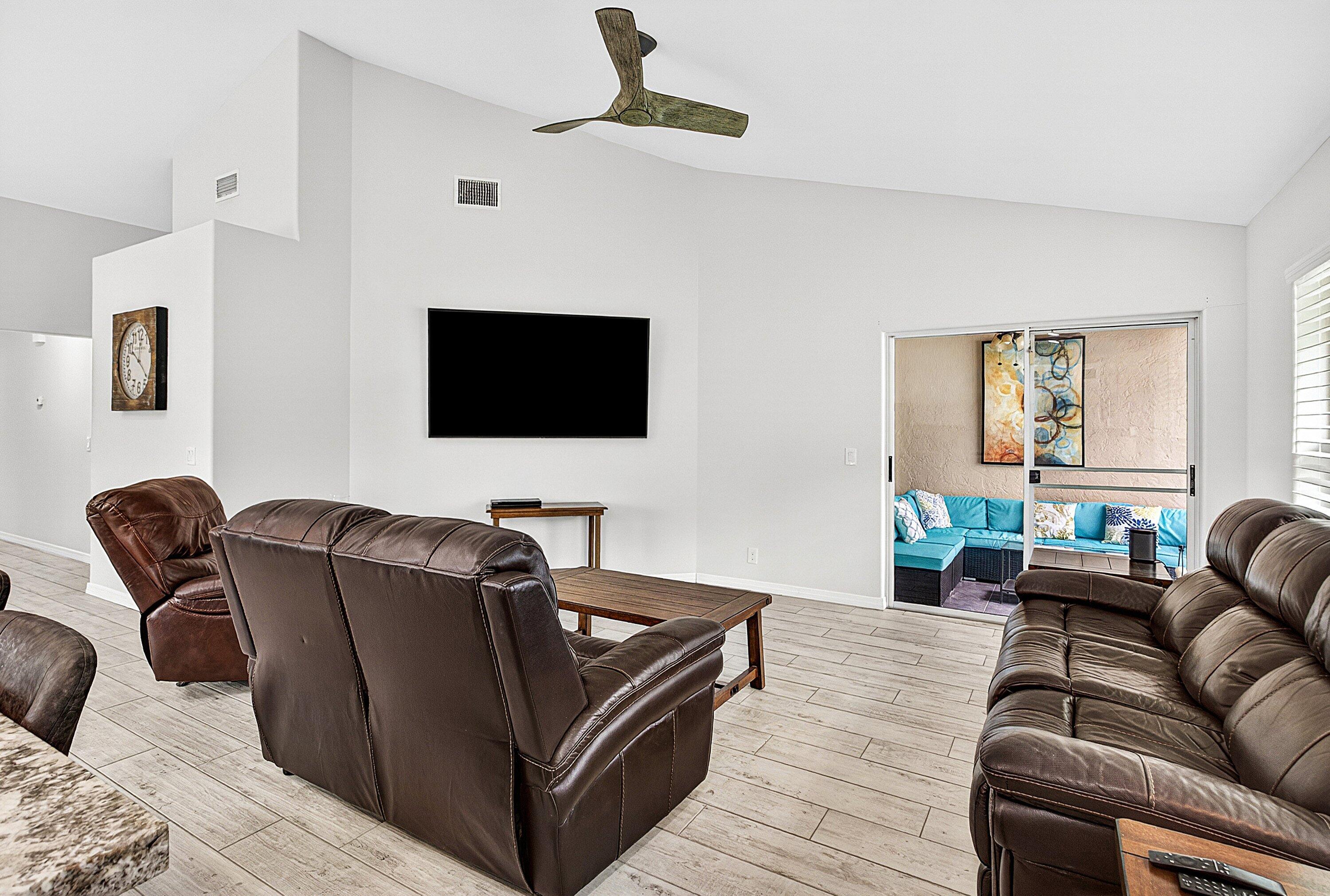 7876 Lake Champlain Court Property Photo 8