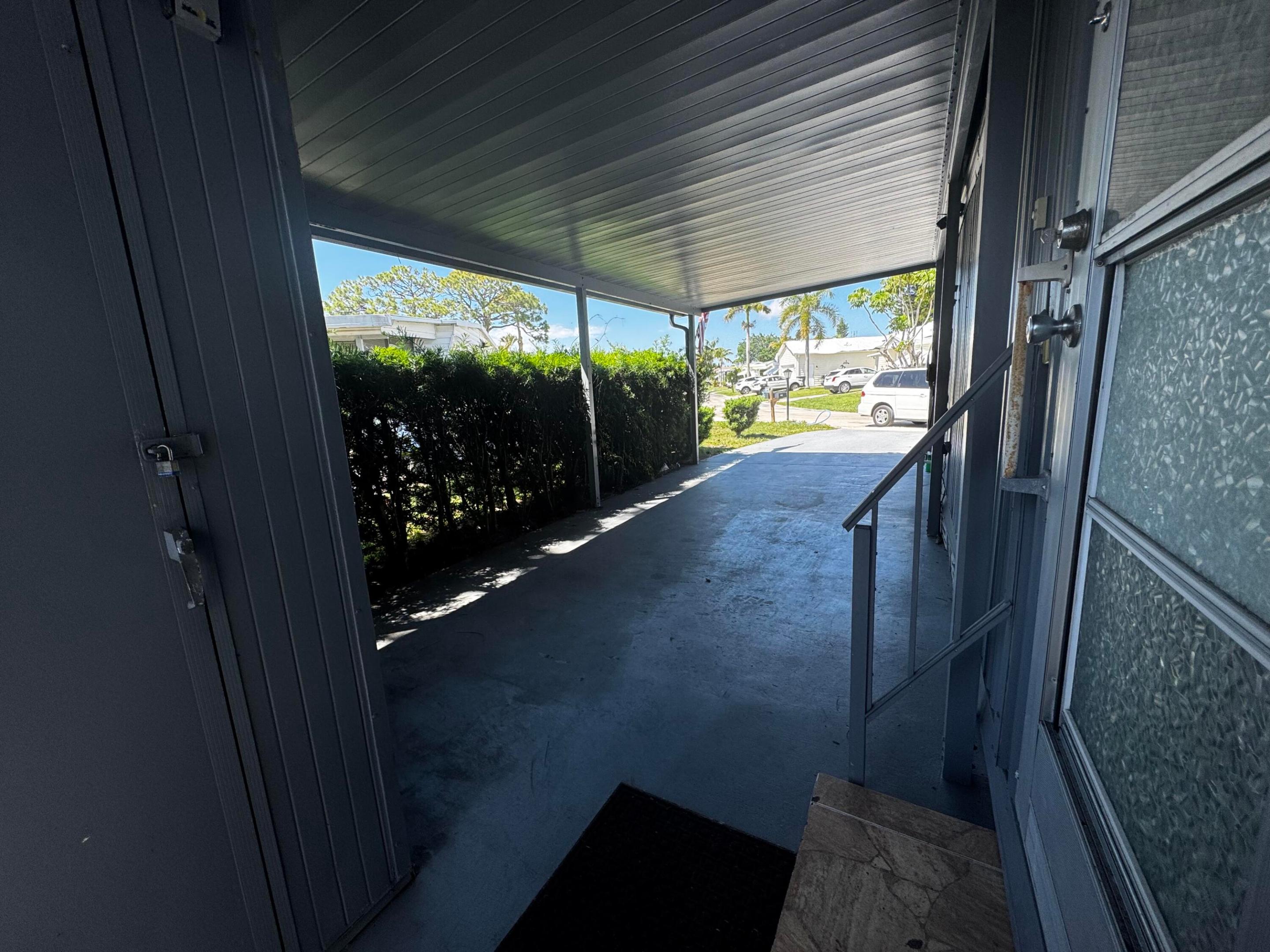 4242 3rd Court Property Photo 17