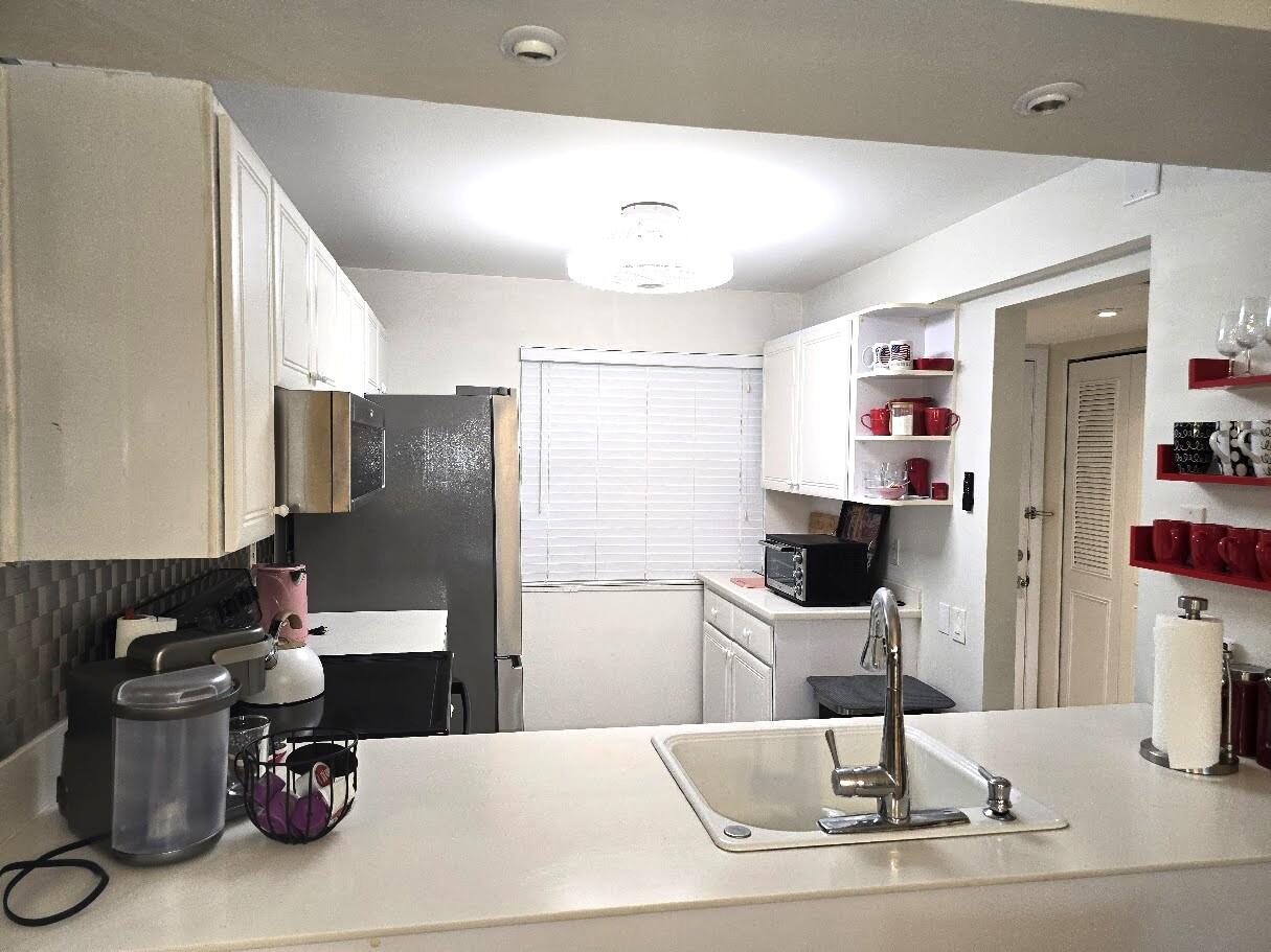 4502 Martinique Way G2 Property Photo 4