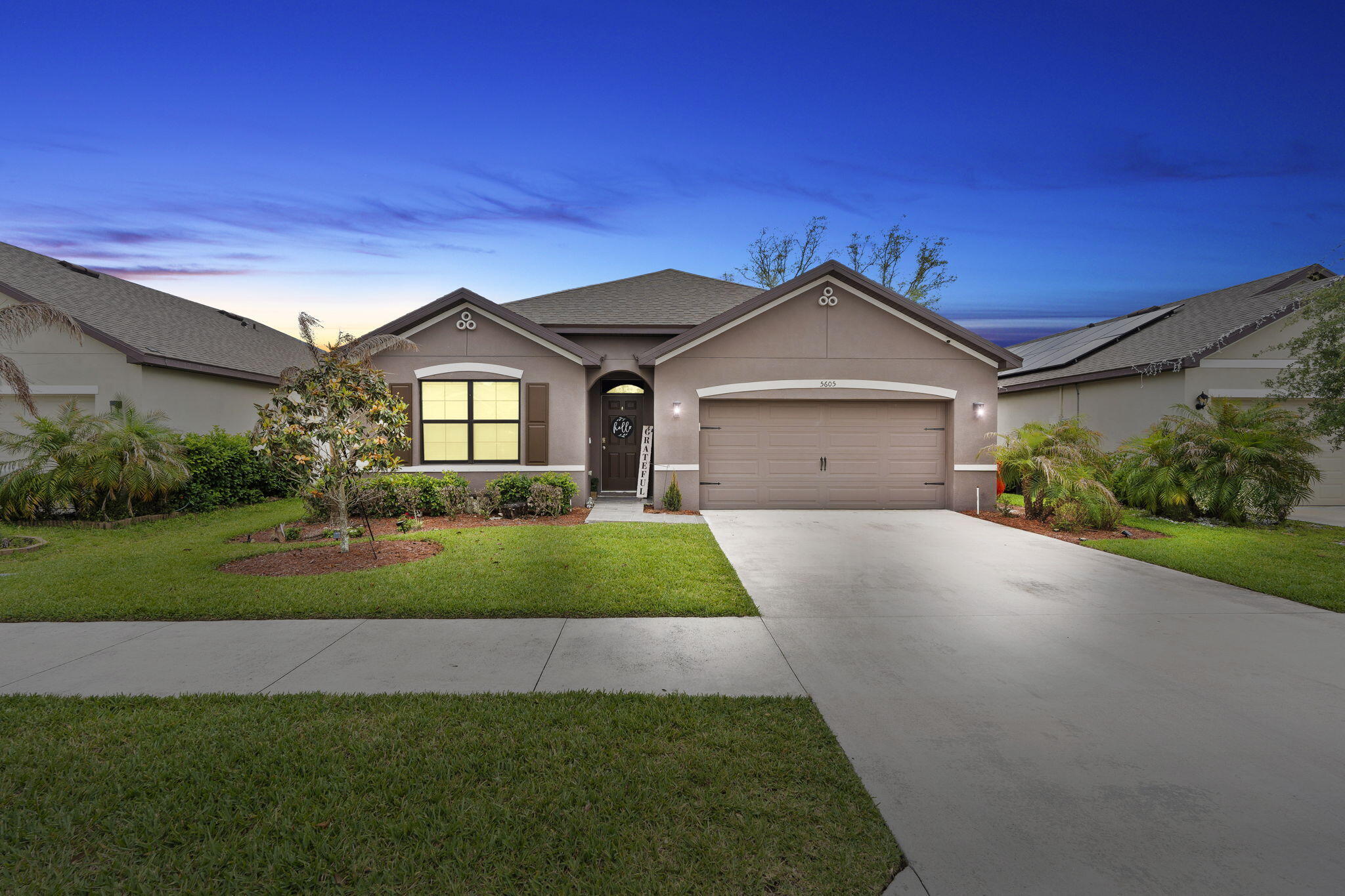 5605 Amusement Avenue Property Photo 1