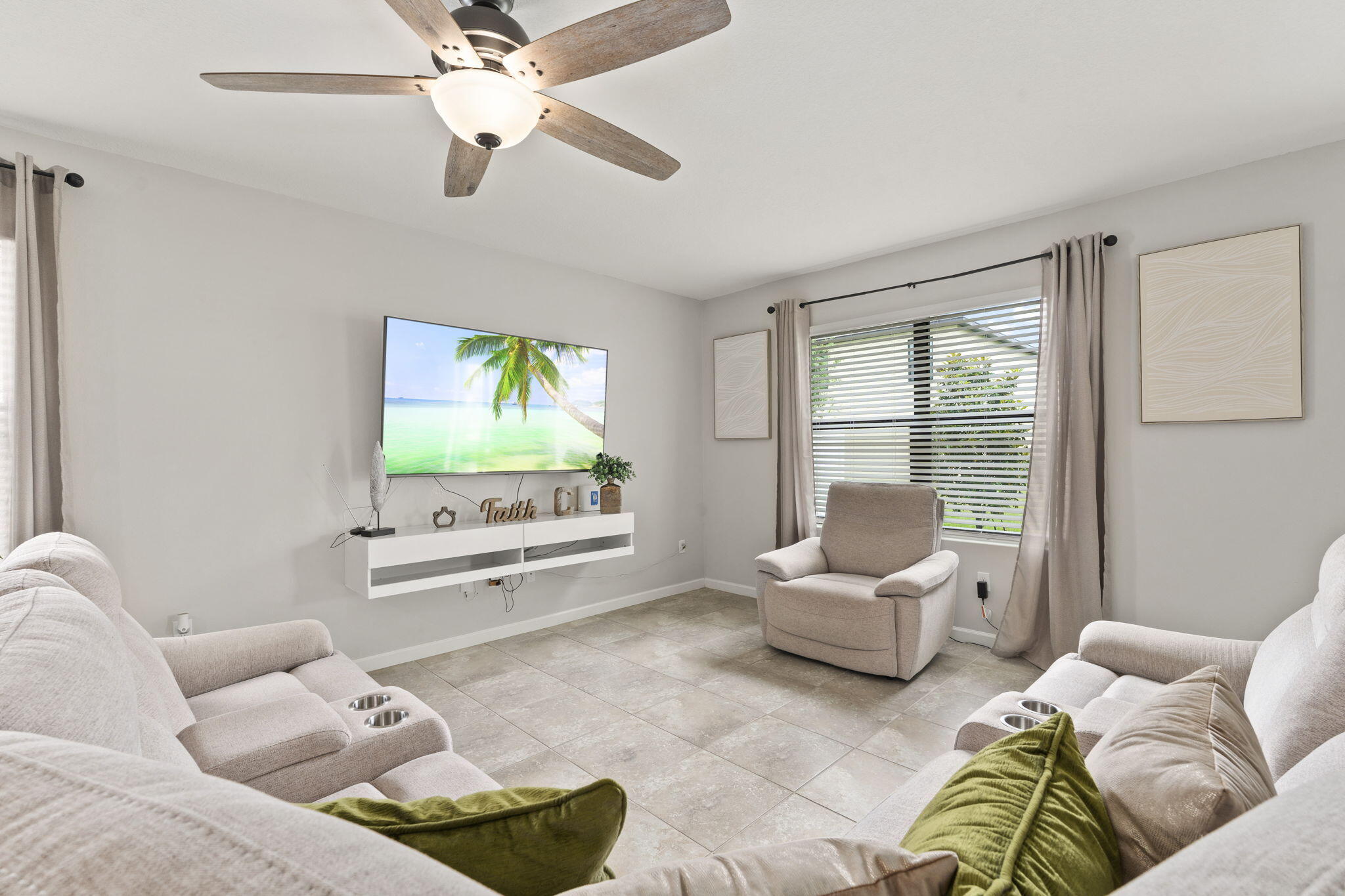 5605 Amusement Avenue Property Photo 18