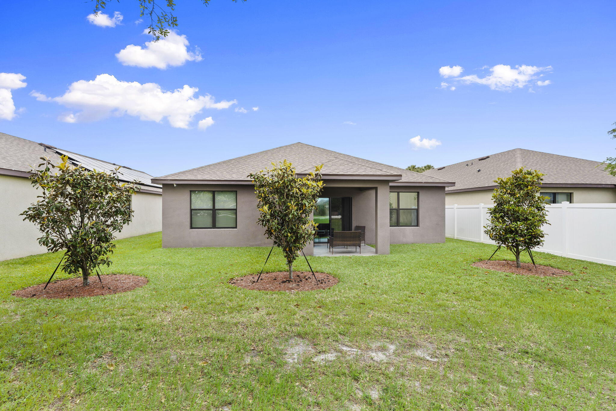 5605 Amusement Avenue Property Photo 35