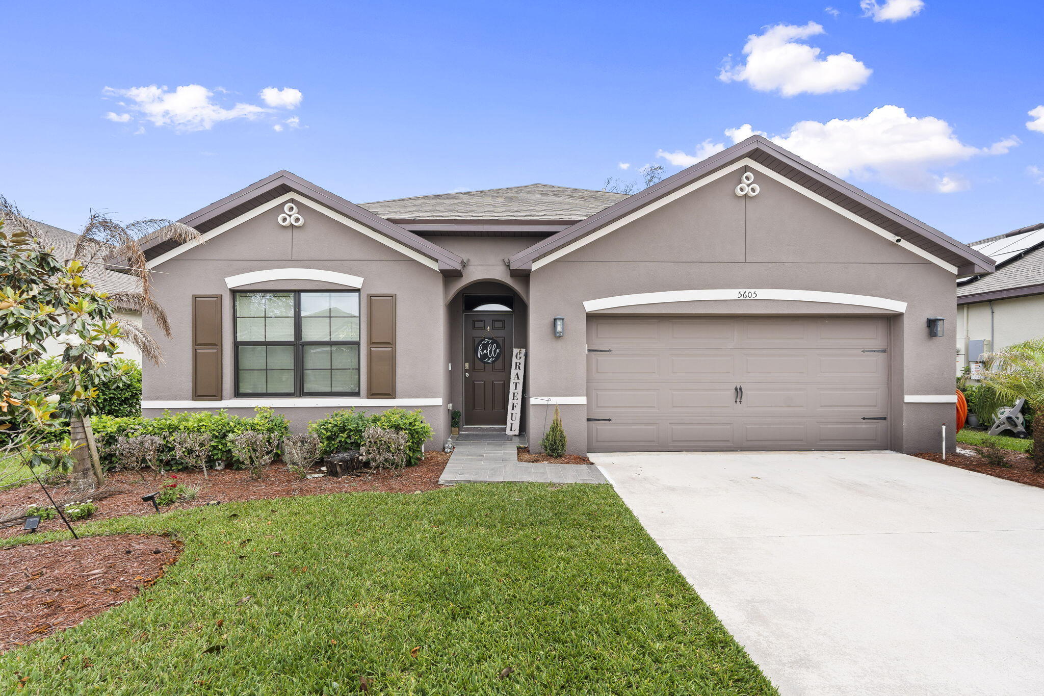 5605 Amusement Avenue Property Photo 43