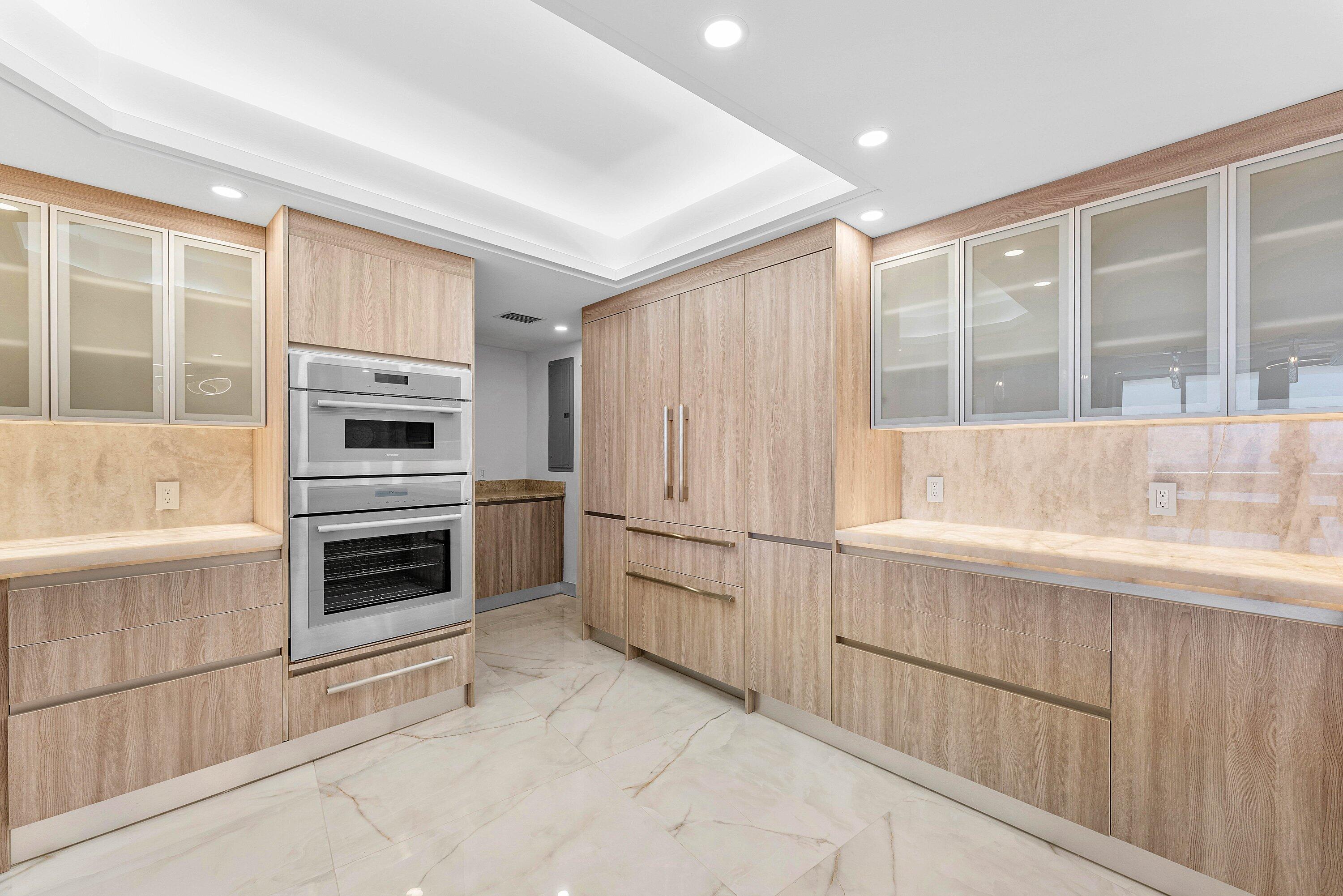 700 S Ocean Boulevard 504 Property Photo 17