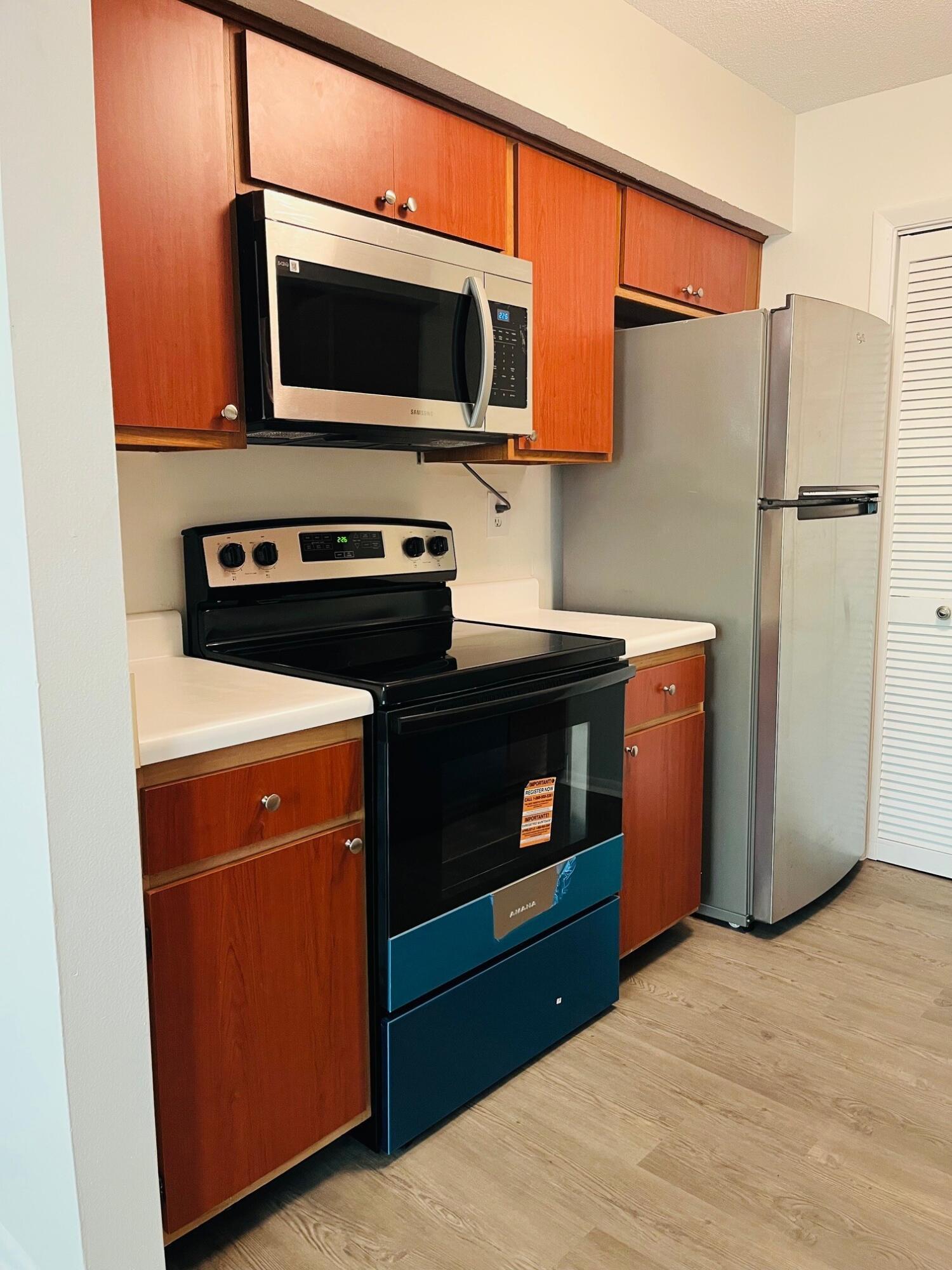 815 W Boynton Beach Boulevard 15-203 Property Photo 8