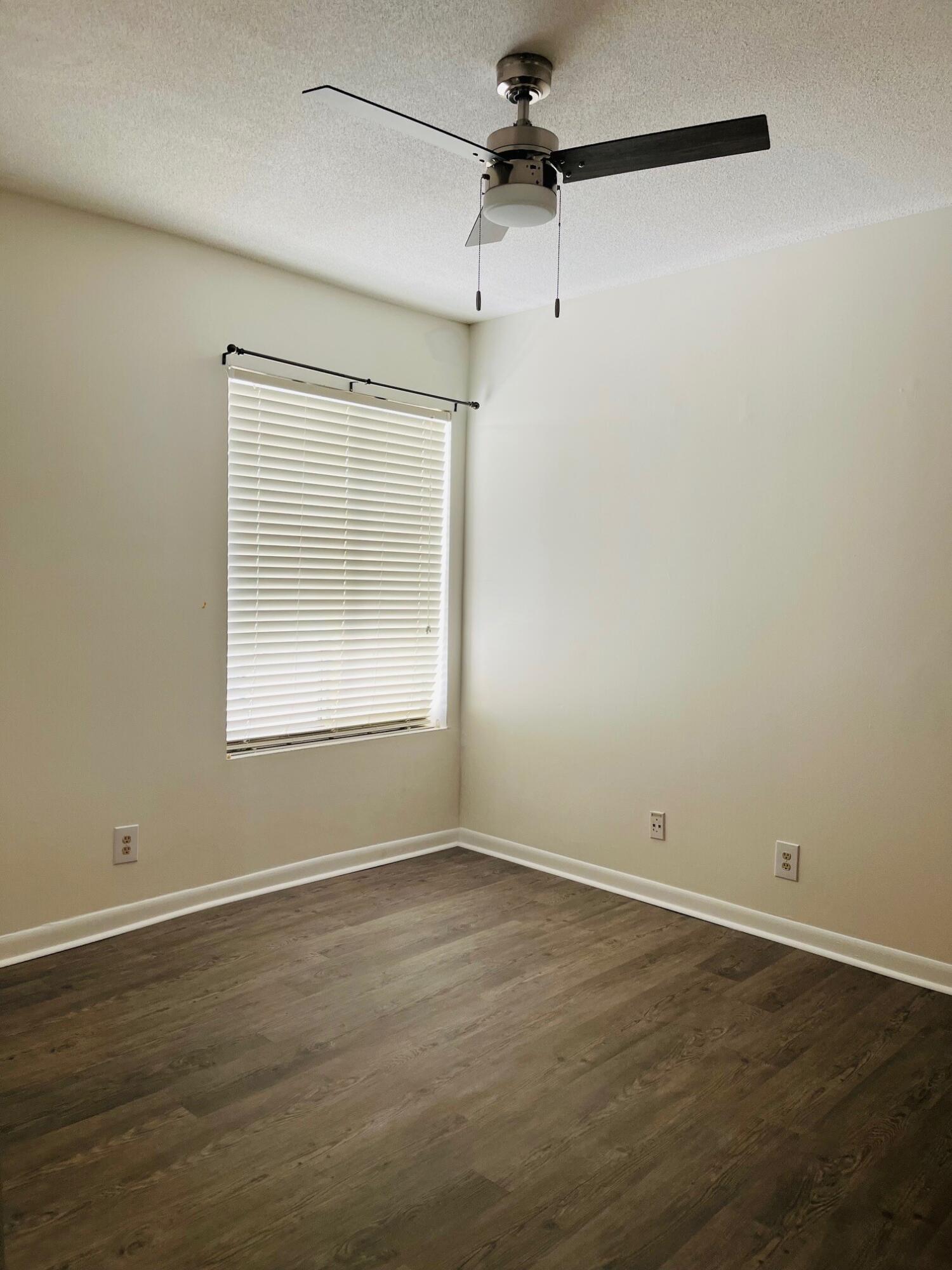 815 W Boynton Beach Boulevard 15-203 Property Photo 18