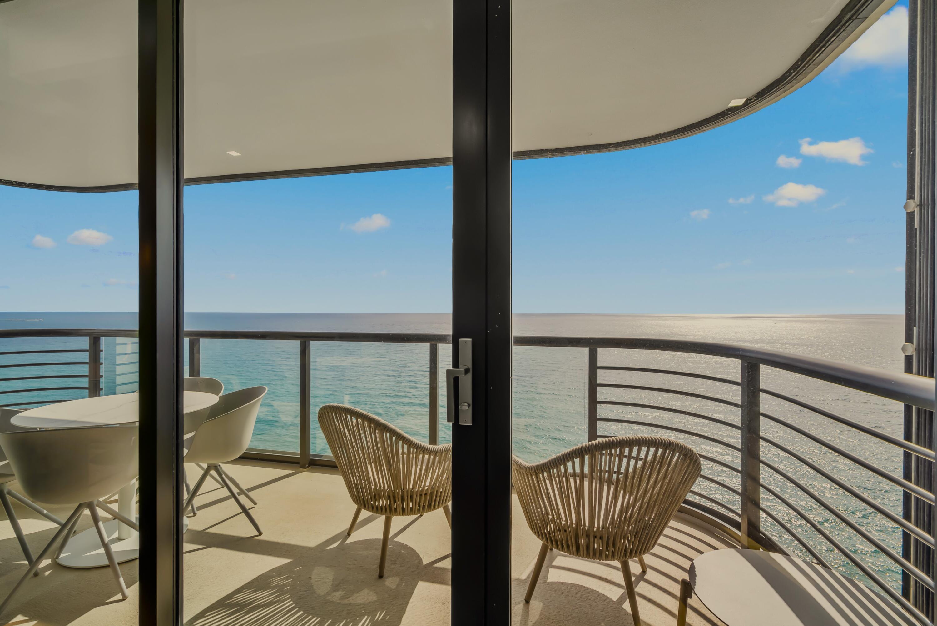 250 S Ocean Boulevard Penthouse F Property Photo 11