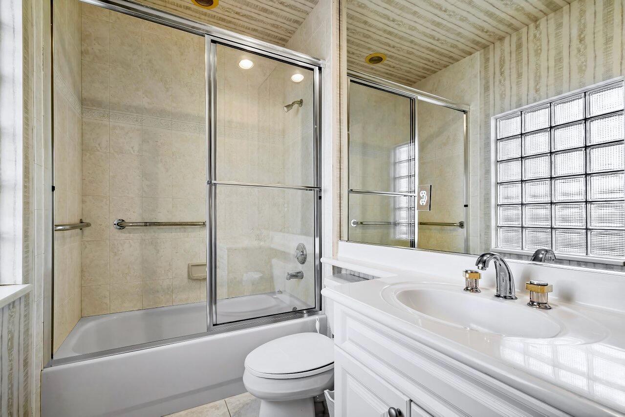 56 Island Drive Property Photo 17
