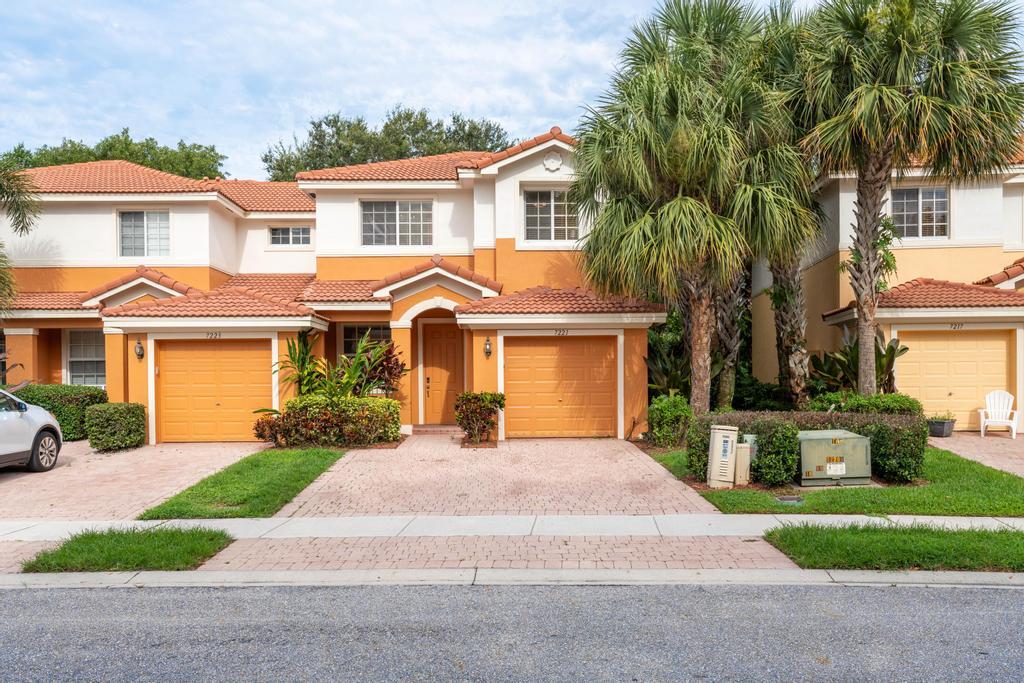 7221 Briella Drive Property Photo 4