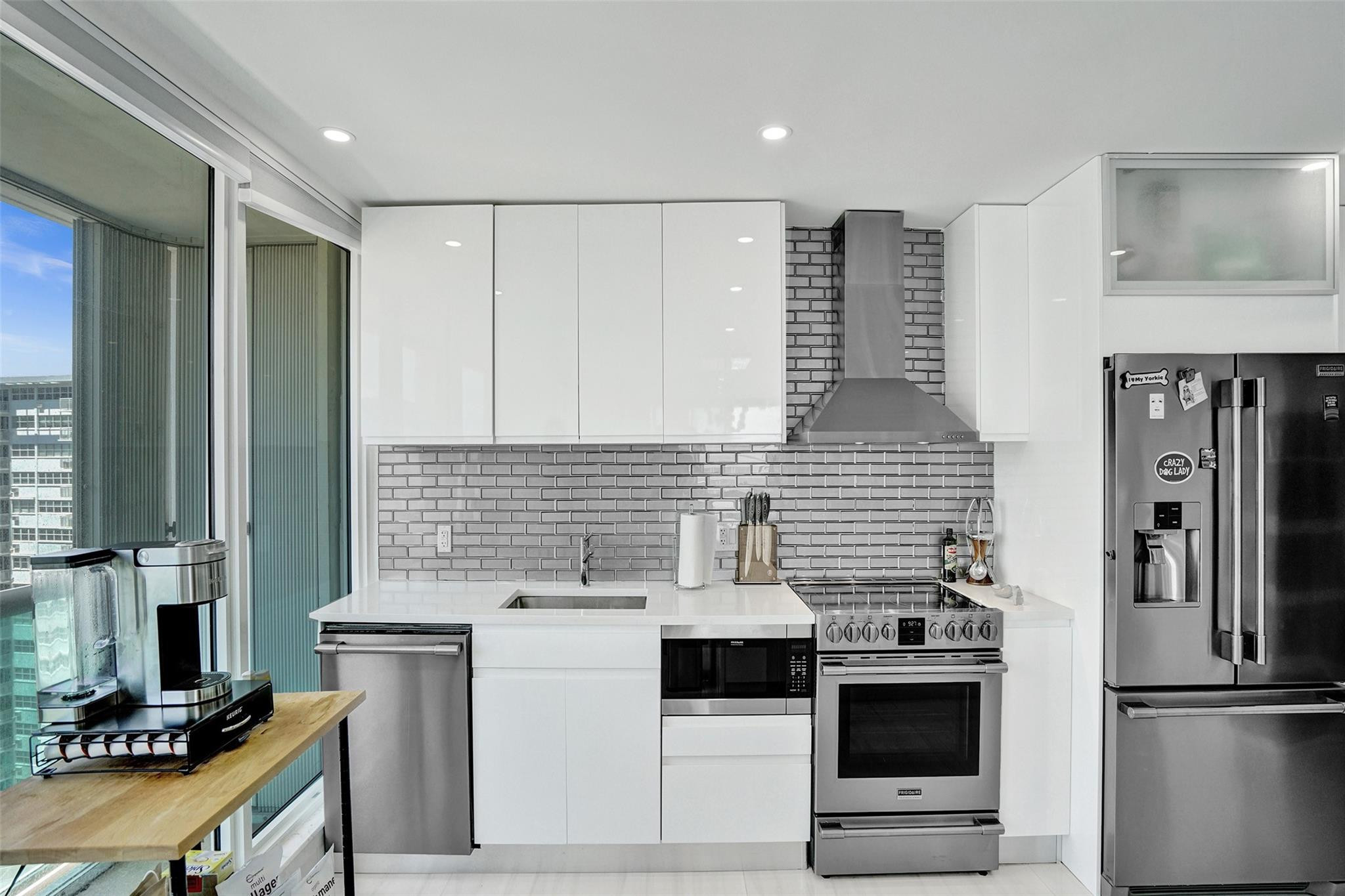 2100 S Ocean Lane 1202 Property Photo 12