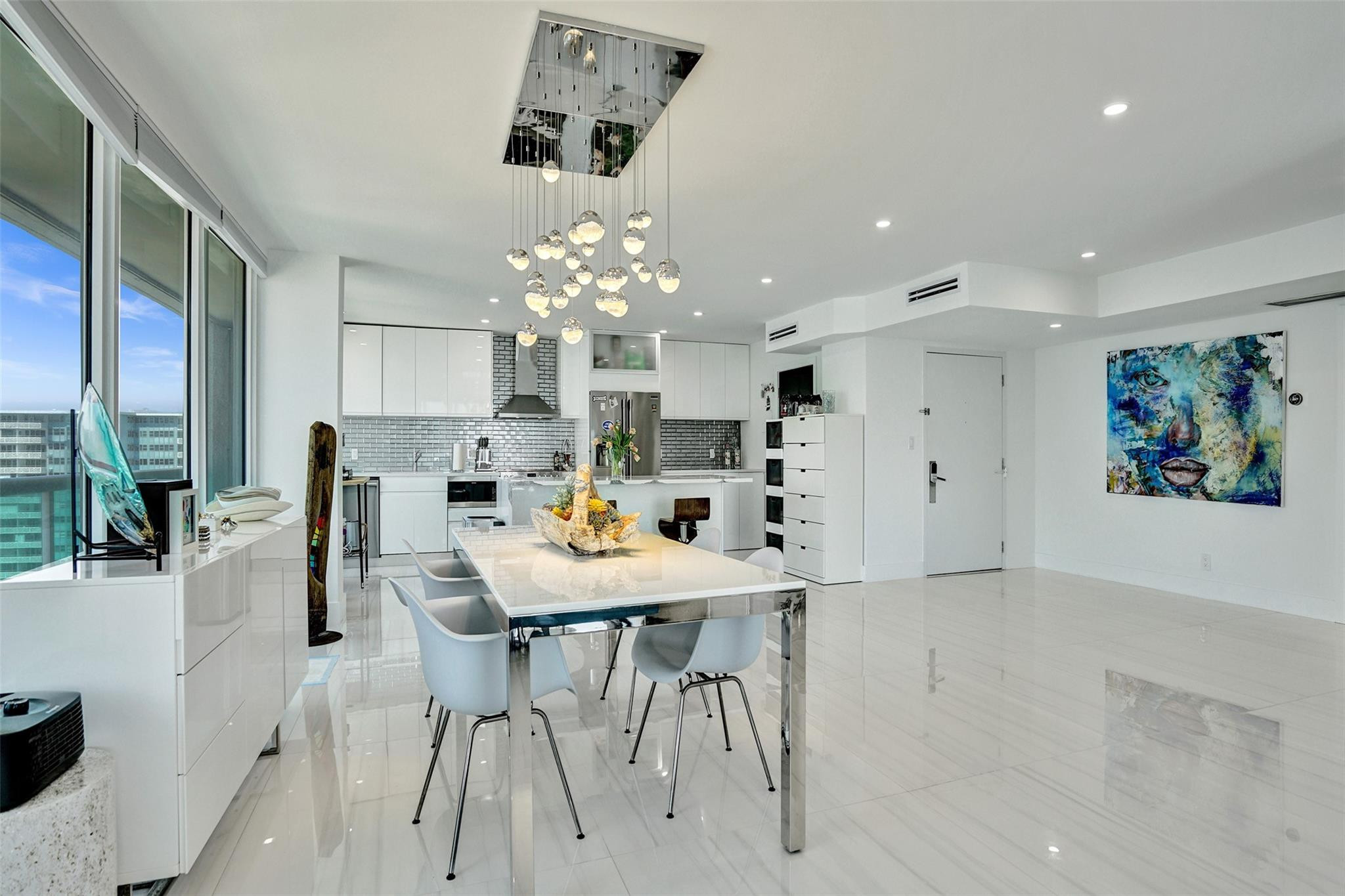 2100 S Ocean Lane 1202 Property Photo 23