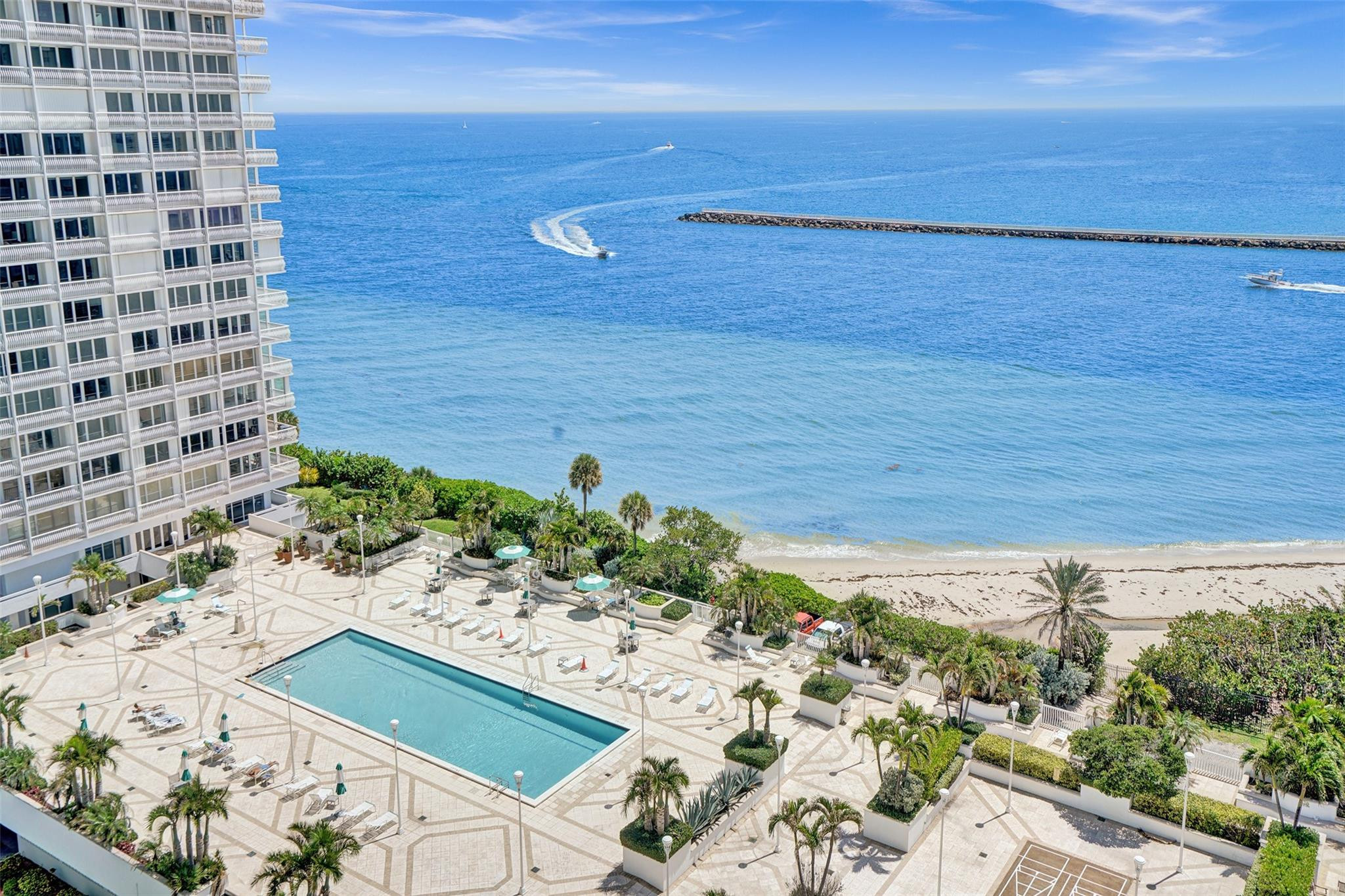 2100 S Ocean Lane 1202 Property Photo 57
