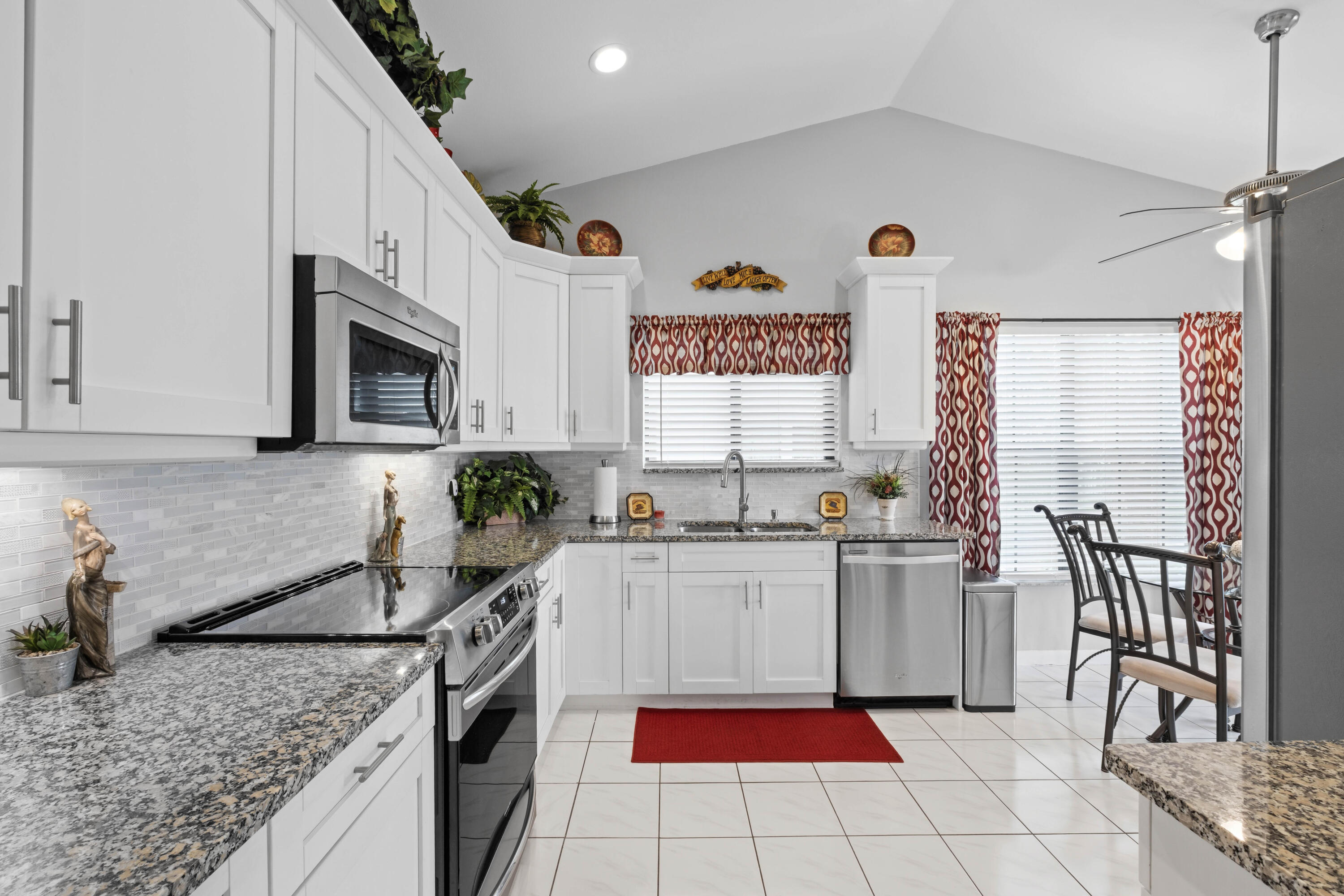 3327 Jog Park Drive 4022 Property Photo 2